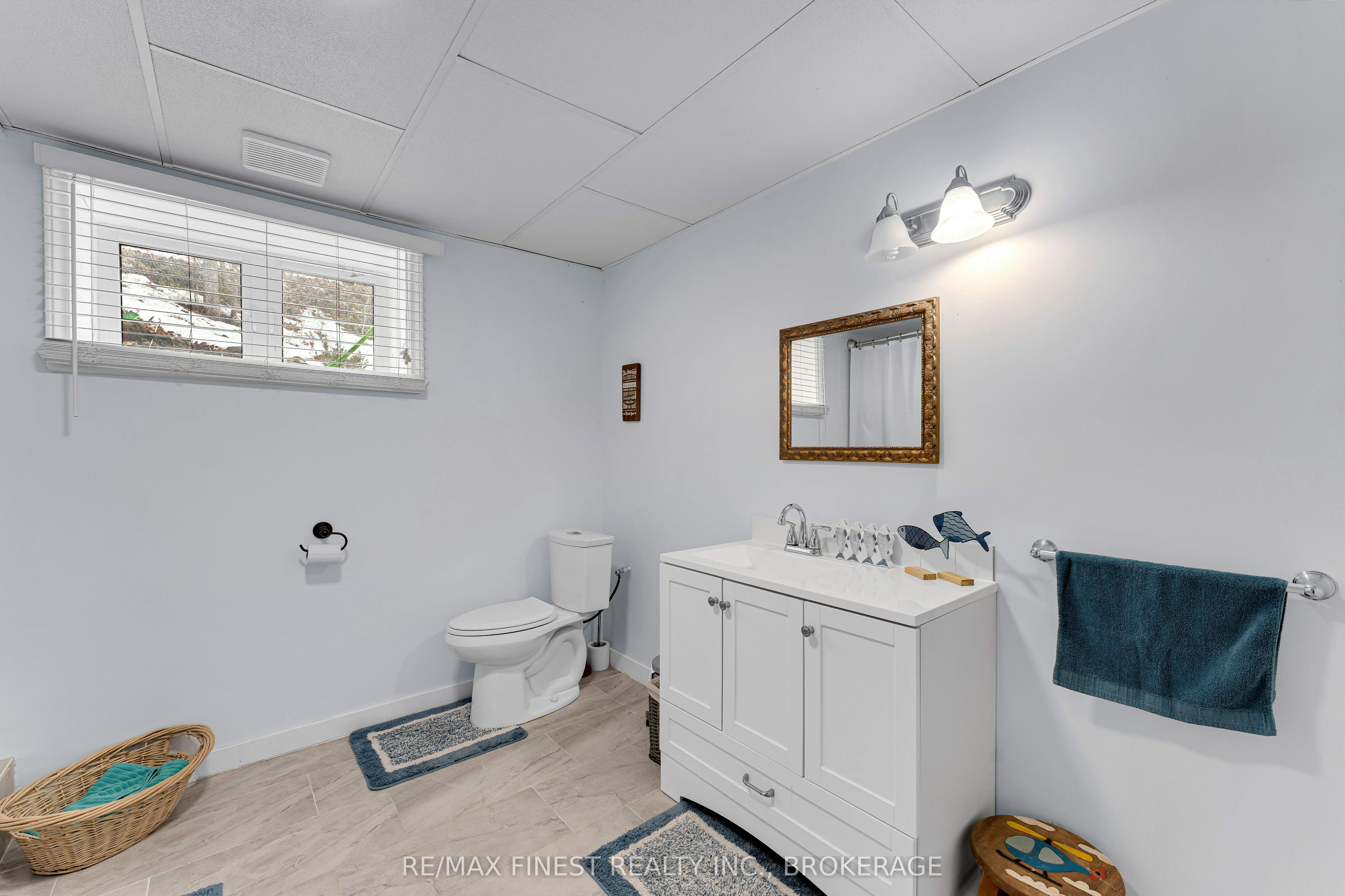 1066 Mountvale Point Road Property Photo 17