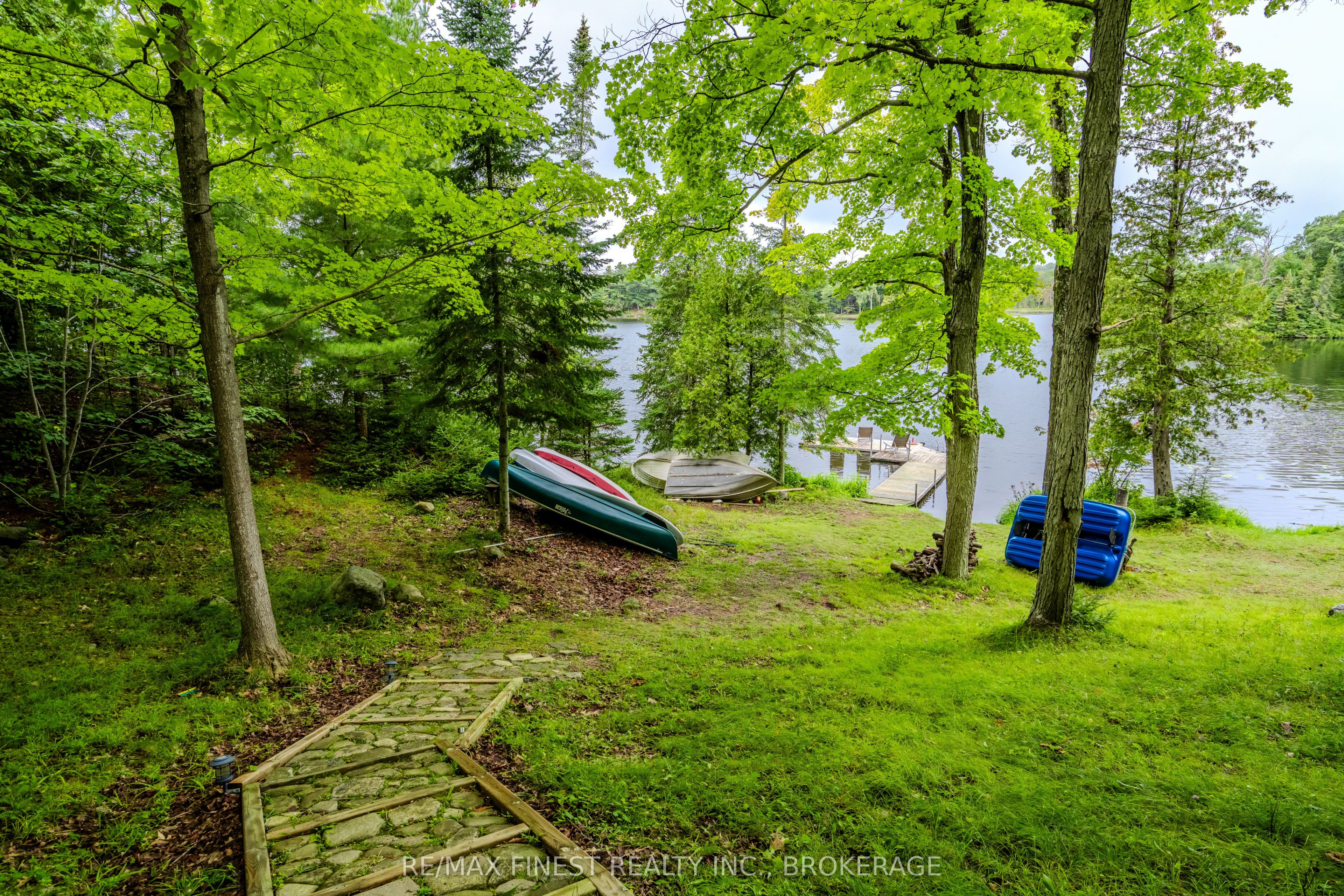 1066 Mountvale Point Road Property Photo 25