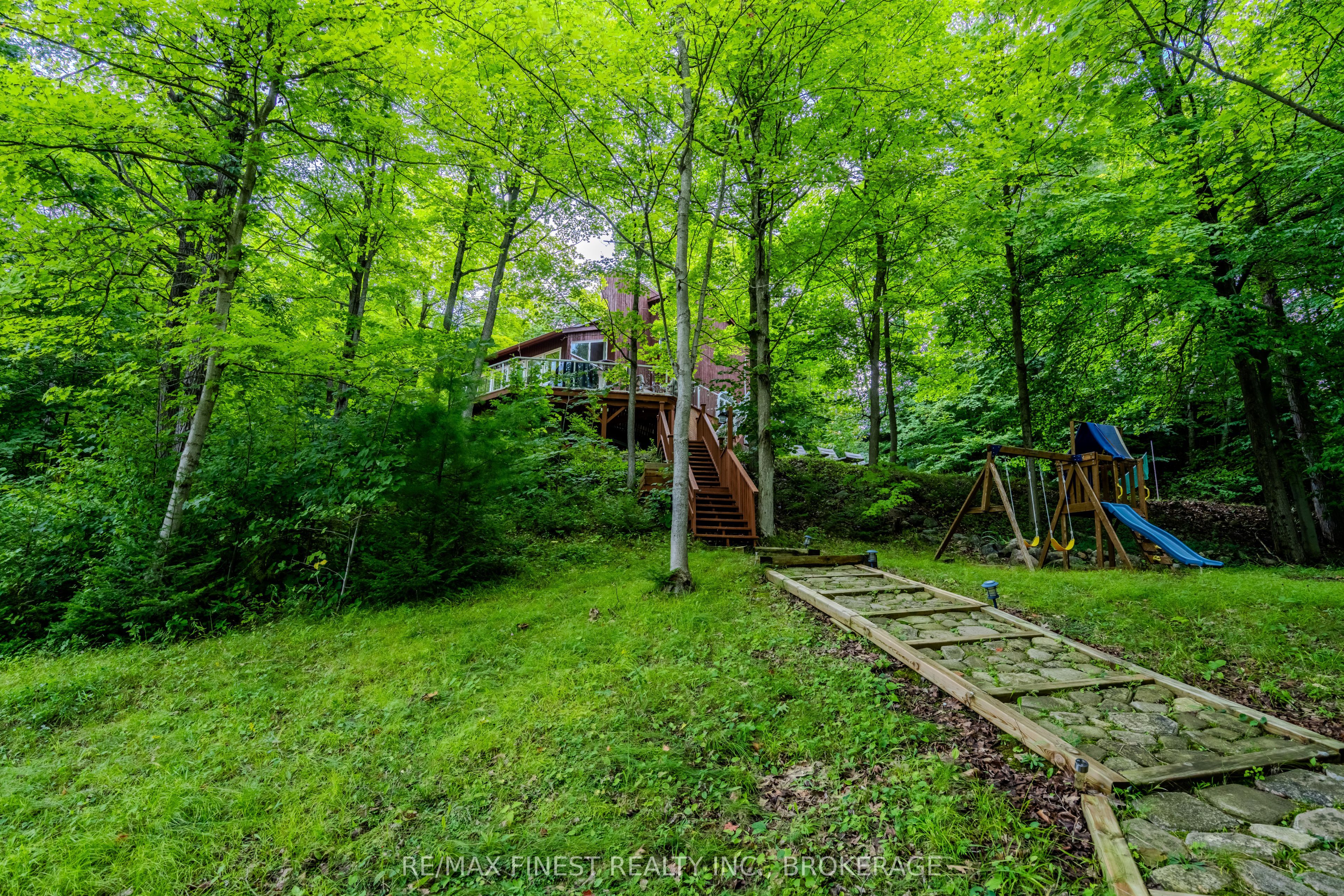 1066 Mountvale Point Road Property Photo 26