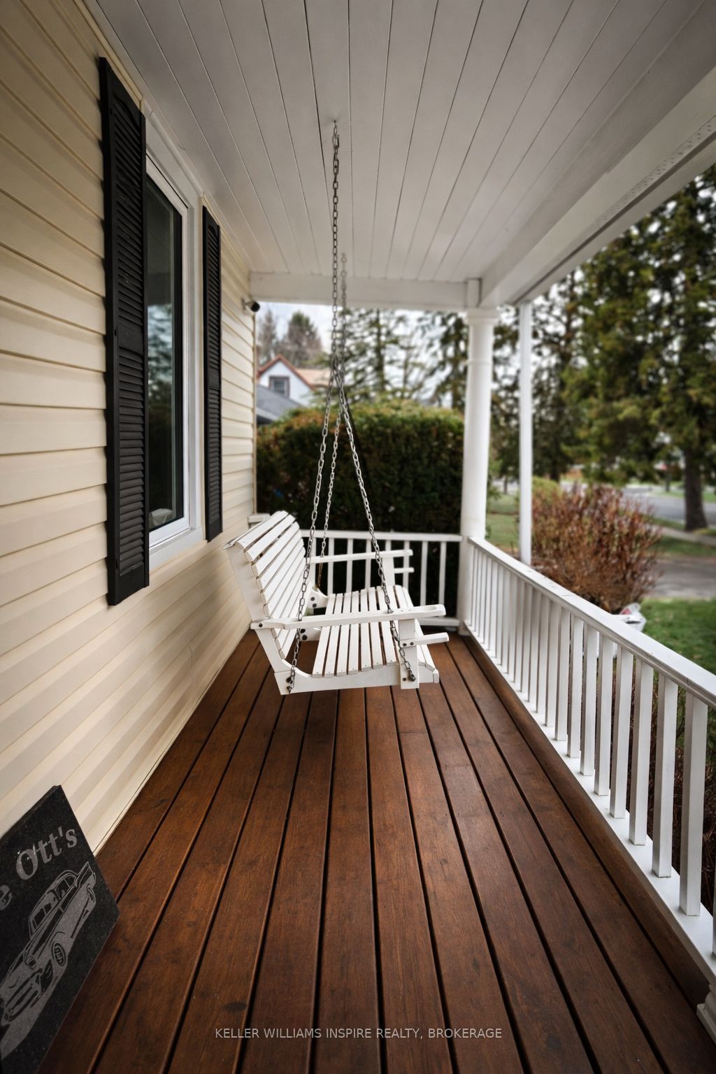 39 Centre Street Property Photo 4
