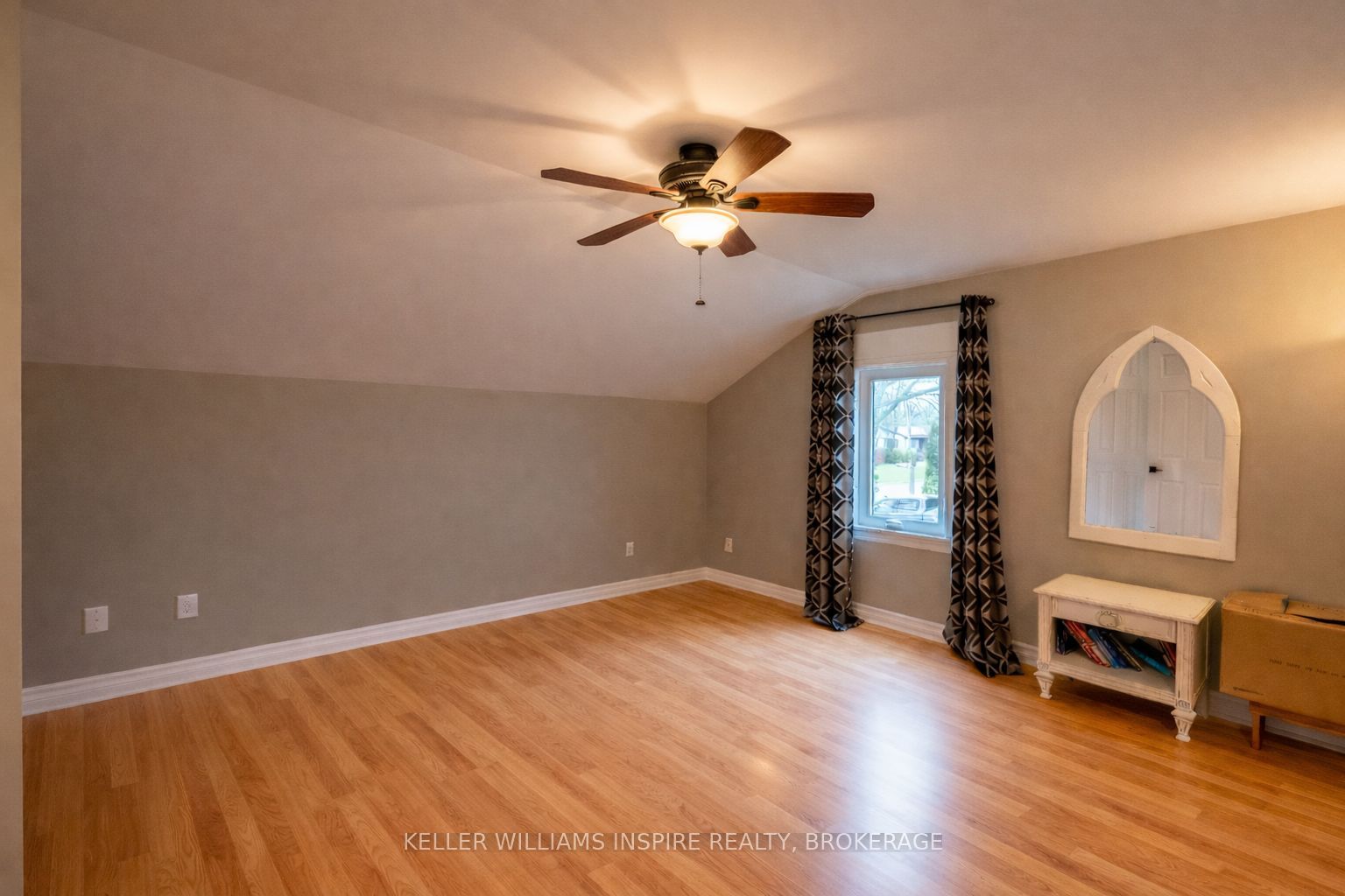 39 Centre Street Property Photo 18