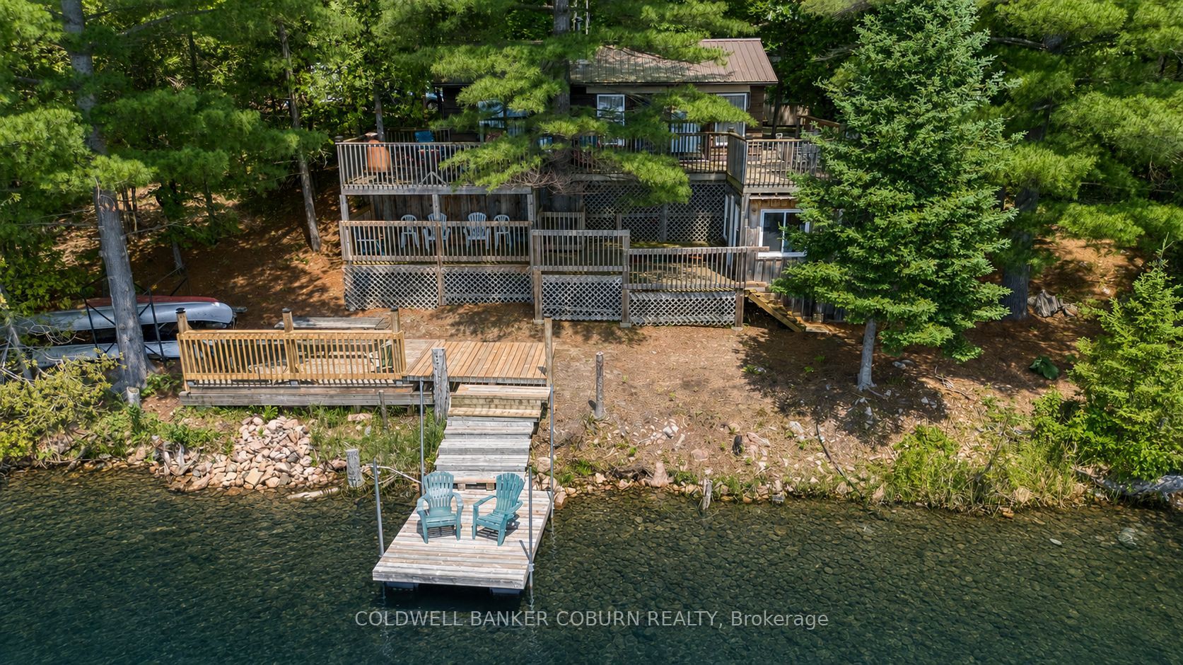 1015 Oak Lane N Property Photo 1