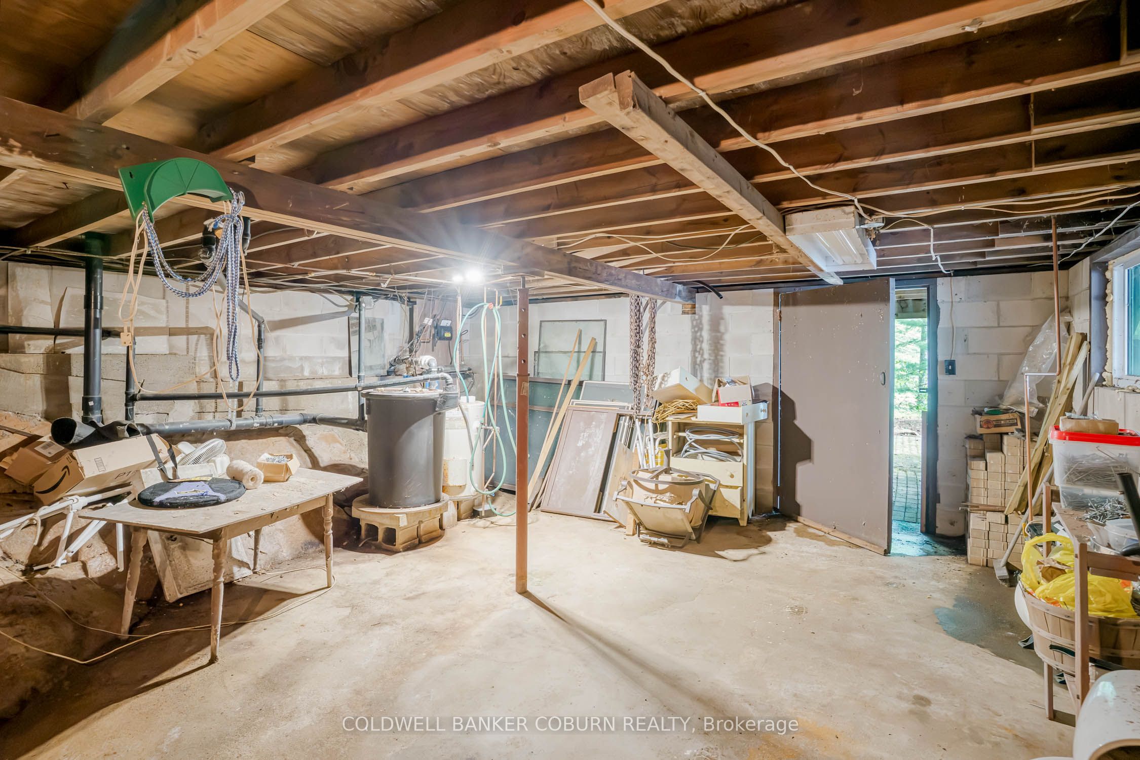 1015 Oak Lane N Property Photo 22