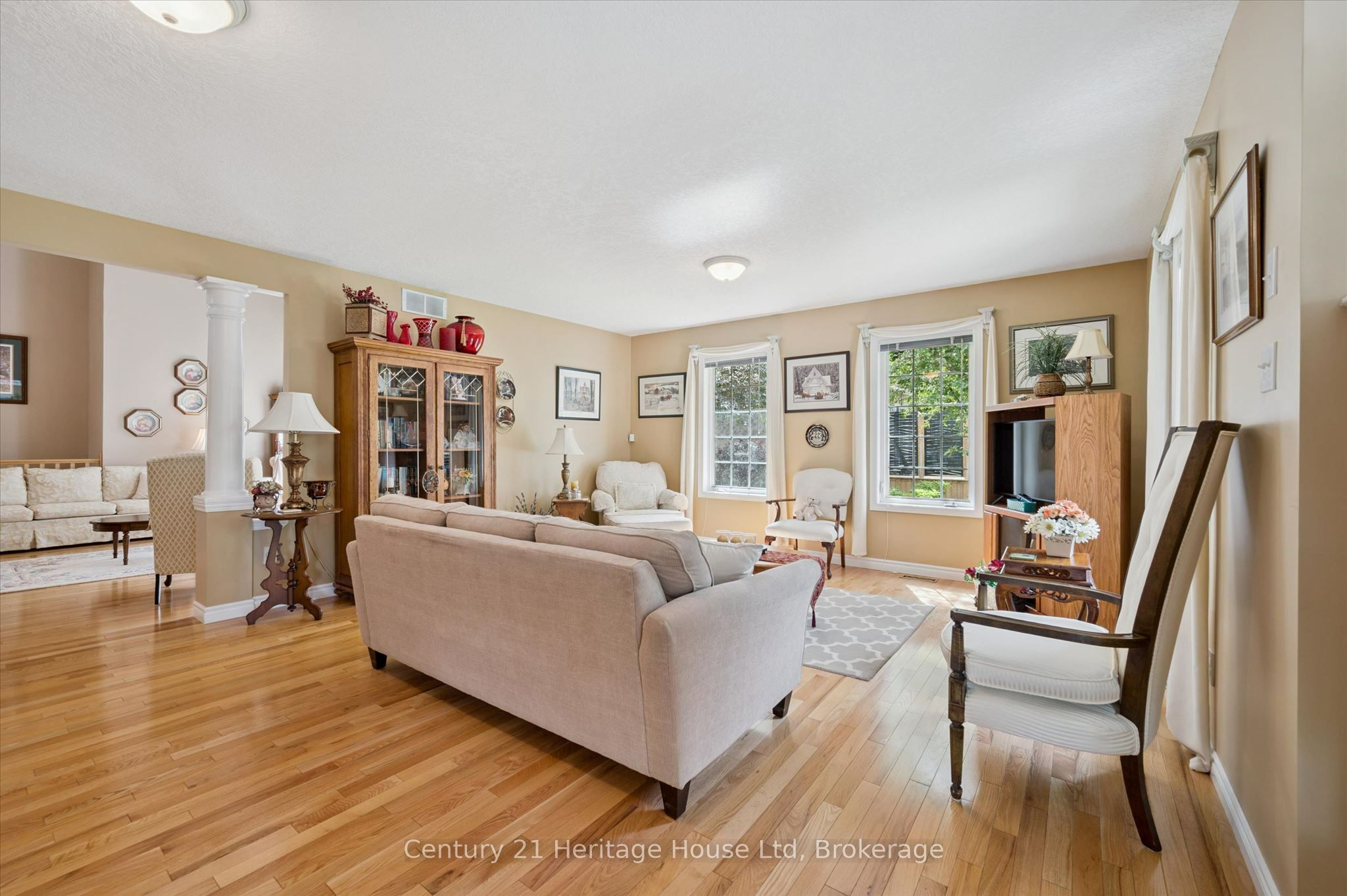 545 Athol Street Property Photo 15