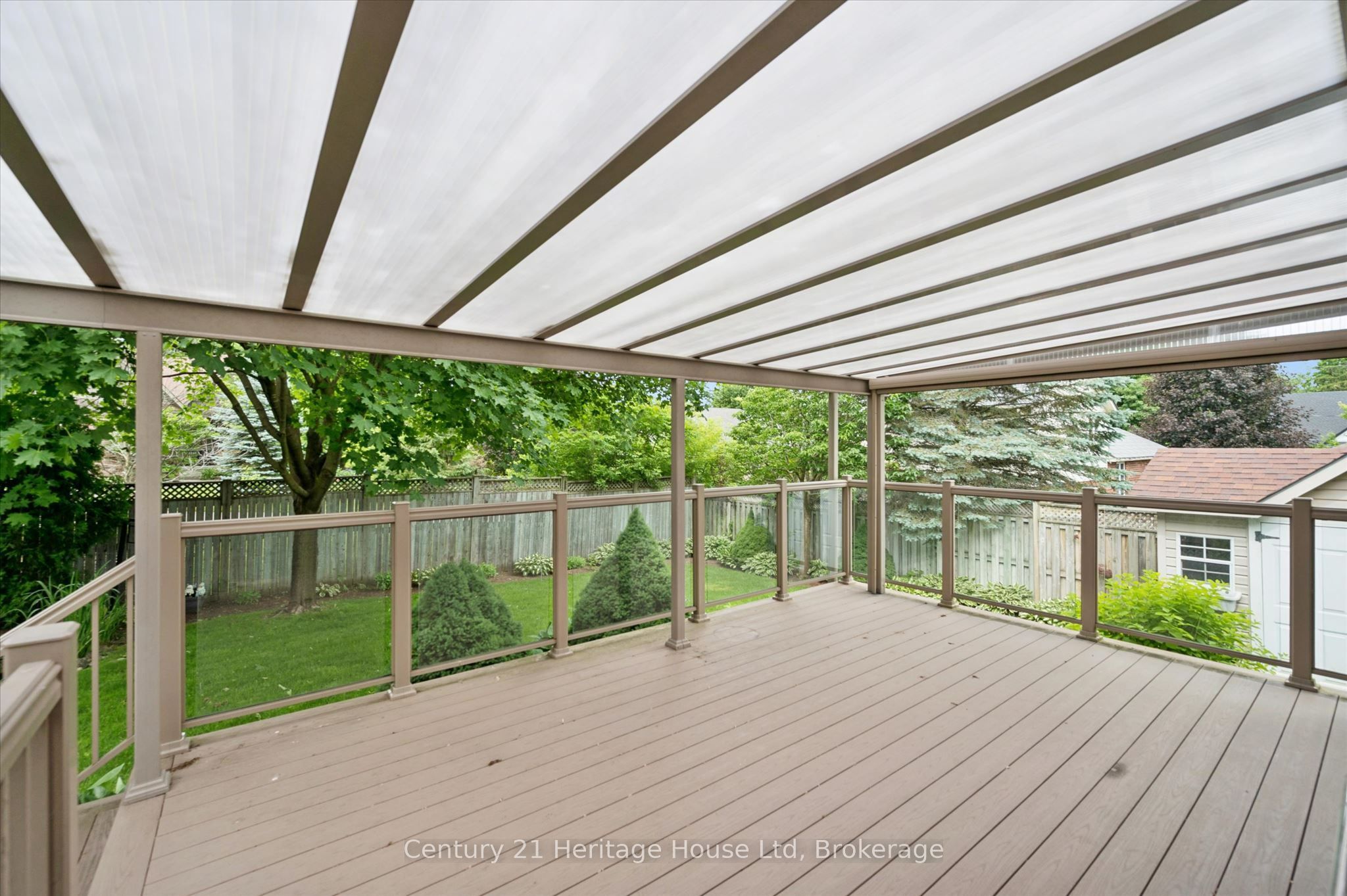 545 Athol Street Property Photo 38