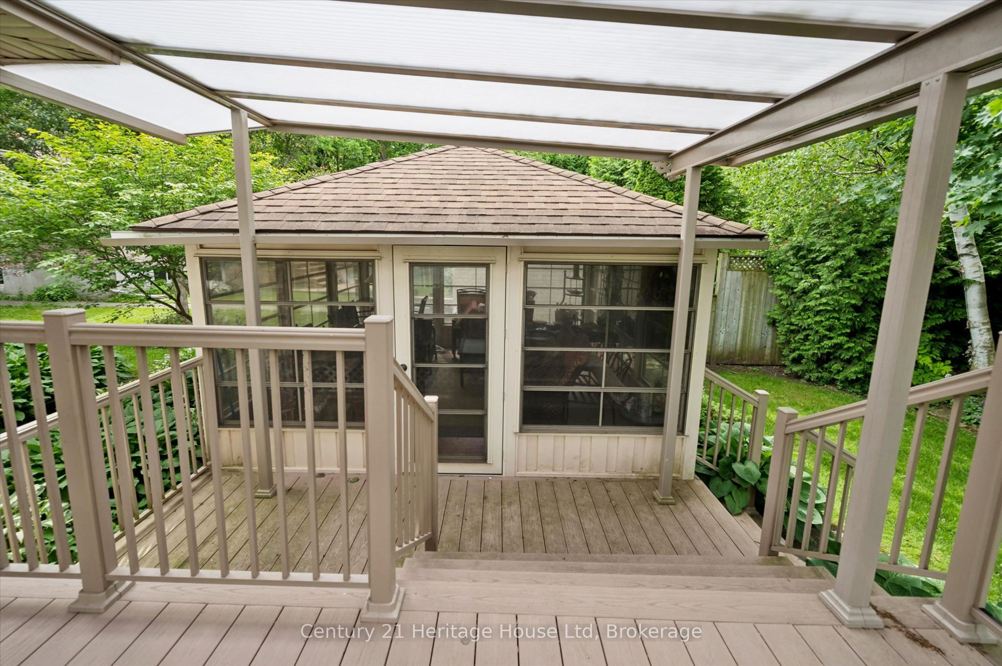 545 Athol Street Property Photo 40