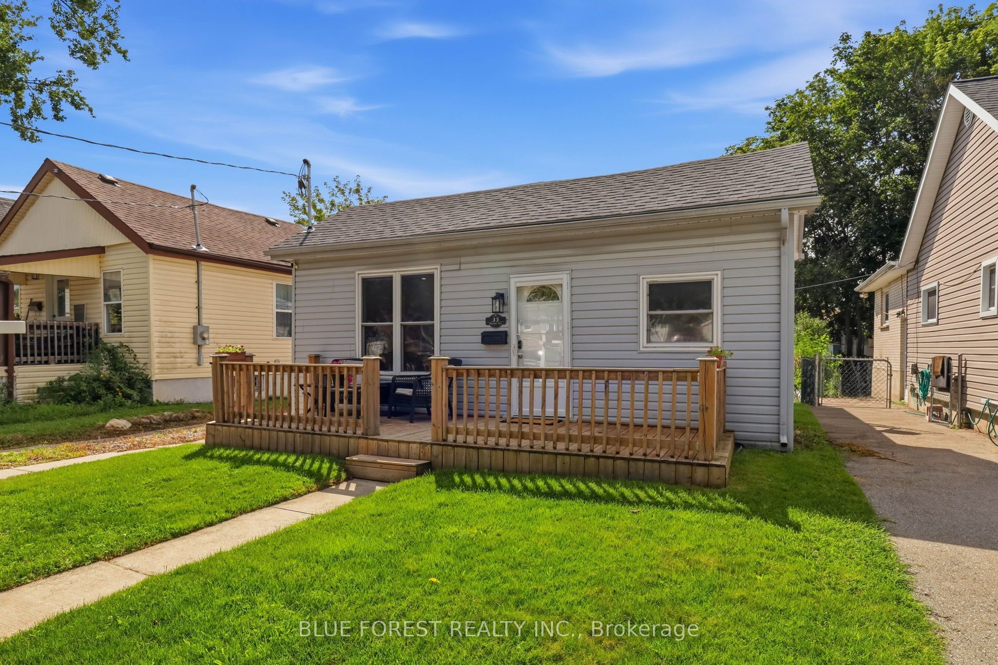 35 Mackay Avenue Property Photo 1