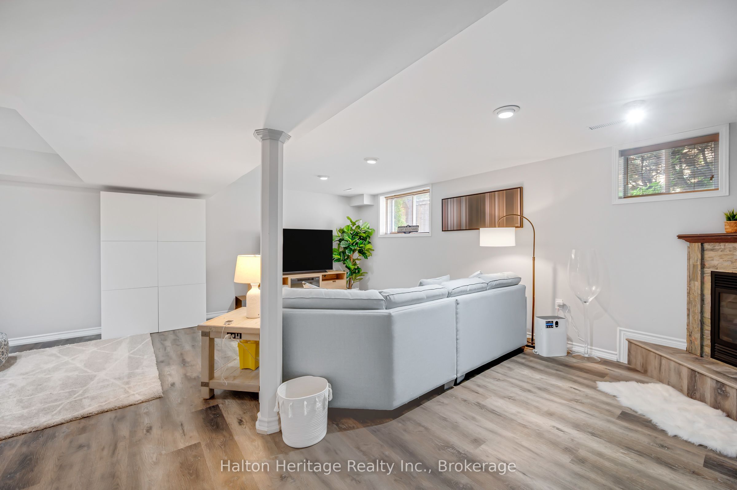 24 Segwun Road Property Photo 30