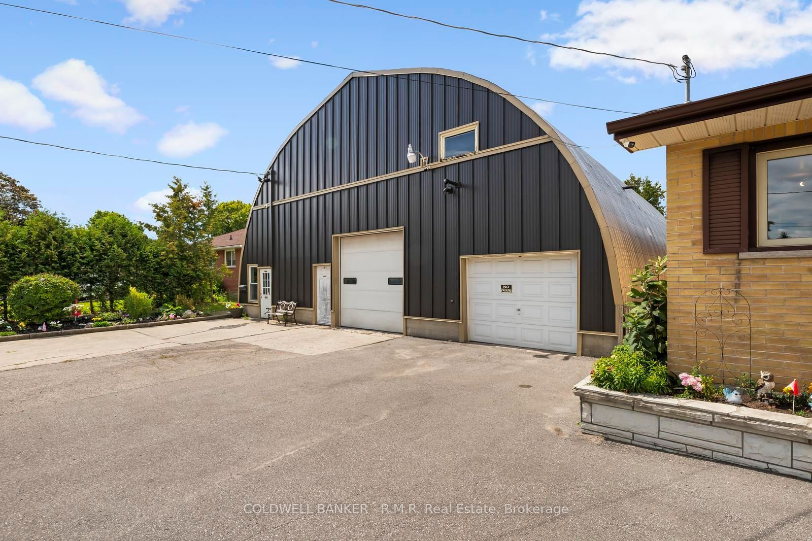 455 Campbell Street Property Photo 6