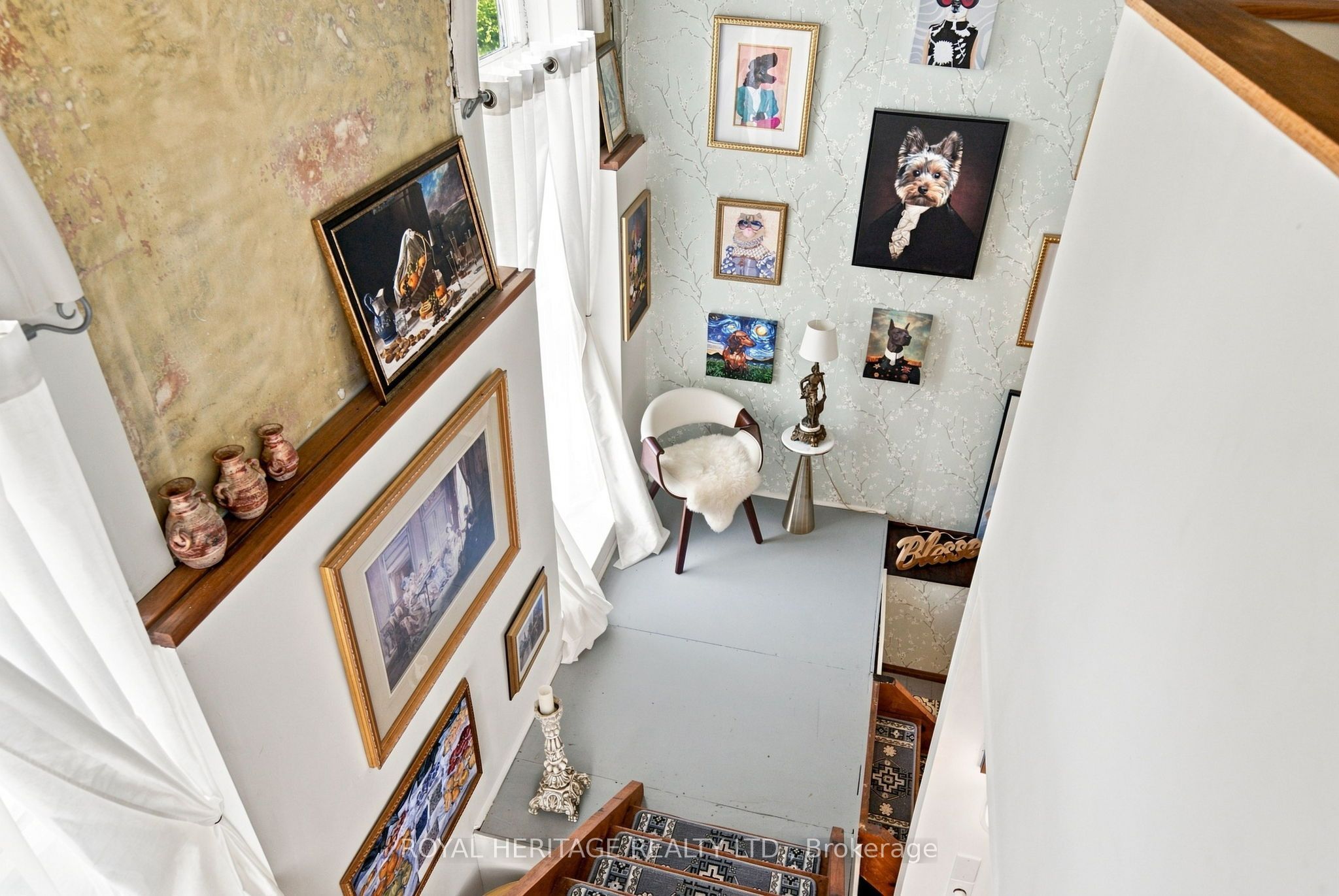 13 Richmond Street E Property Photo 23