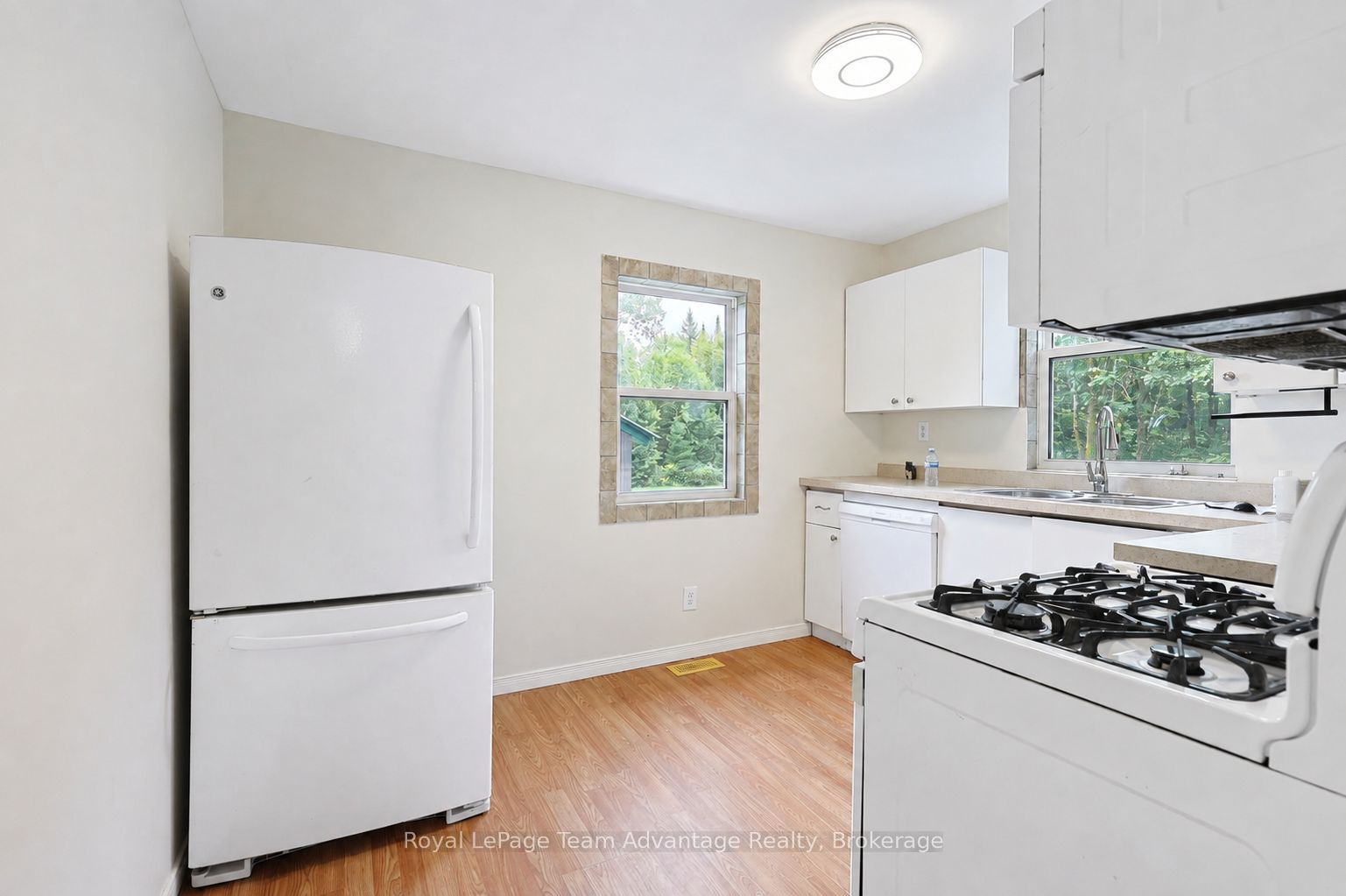 419 Balsam Road Property Photo 16