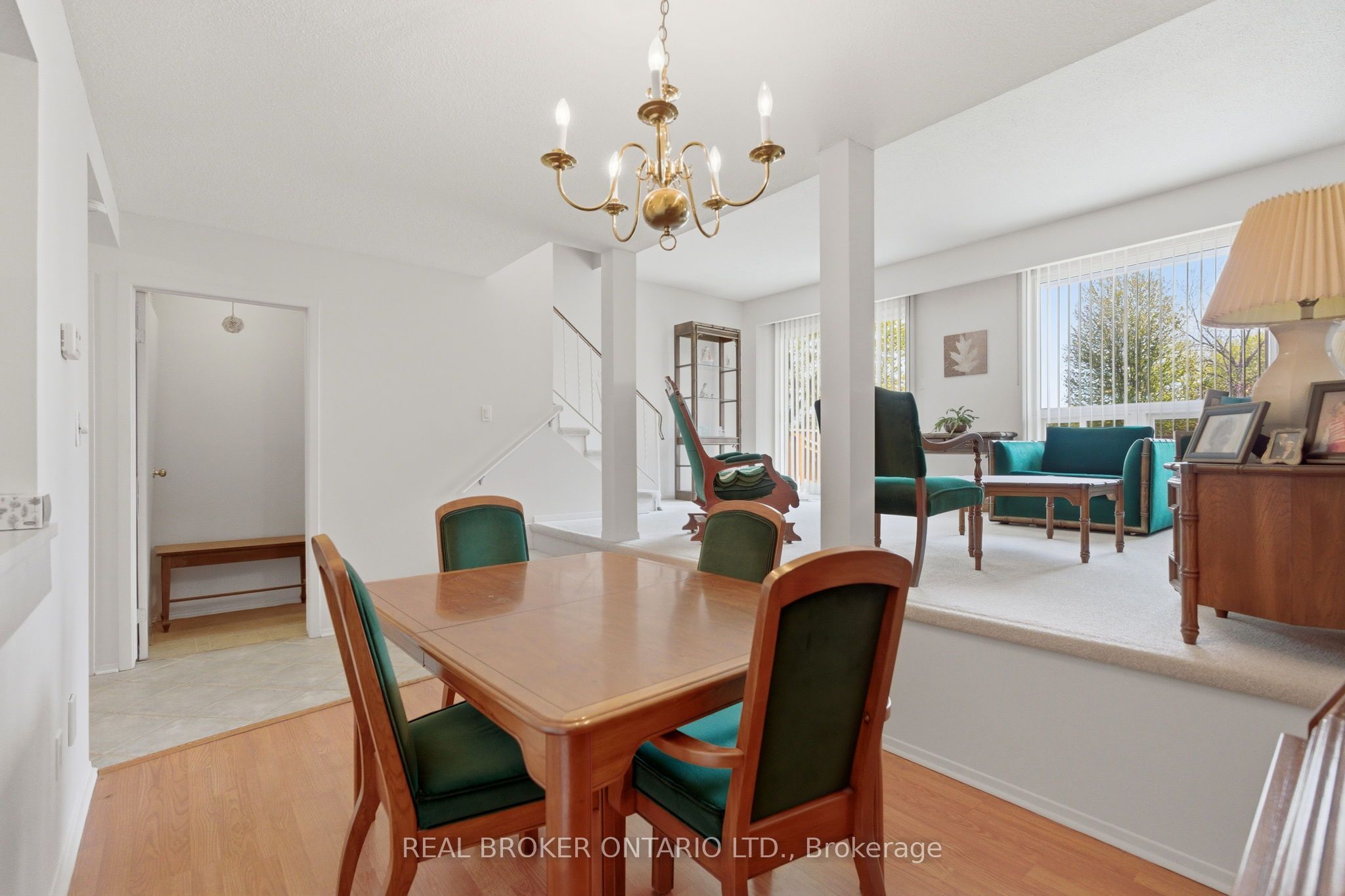 122 Lakeshore Road 46 Property Photo 10