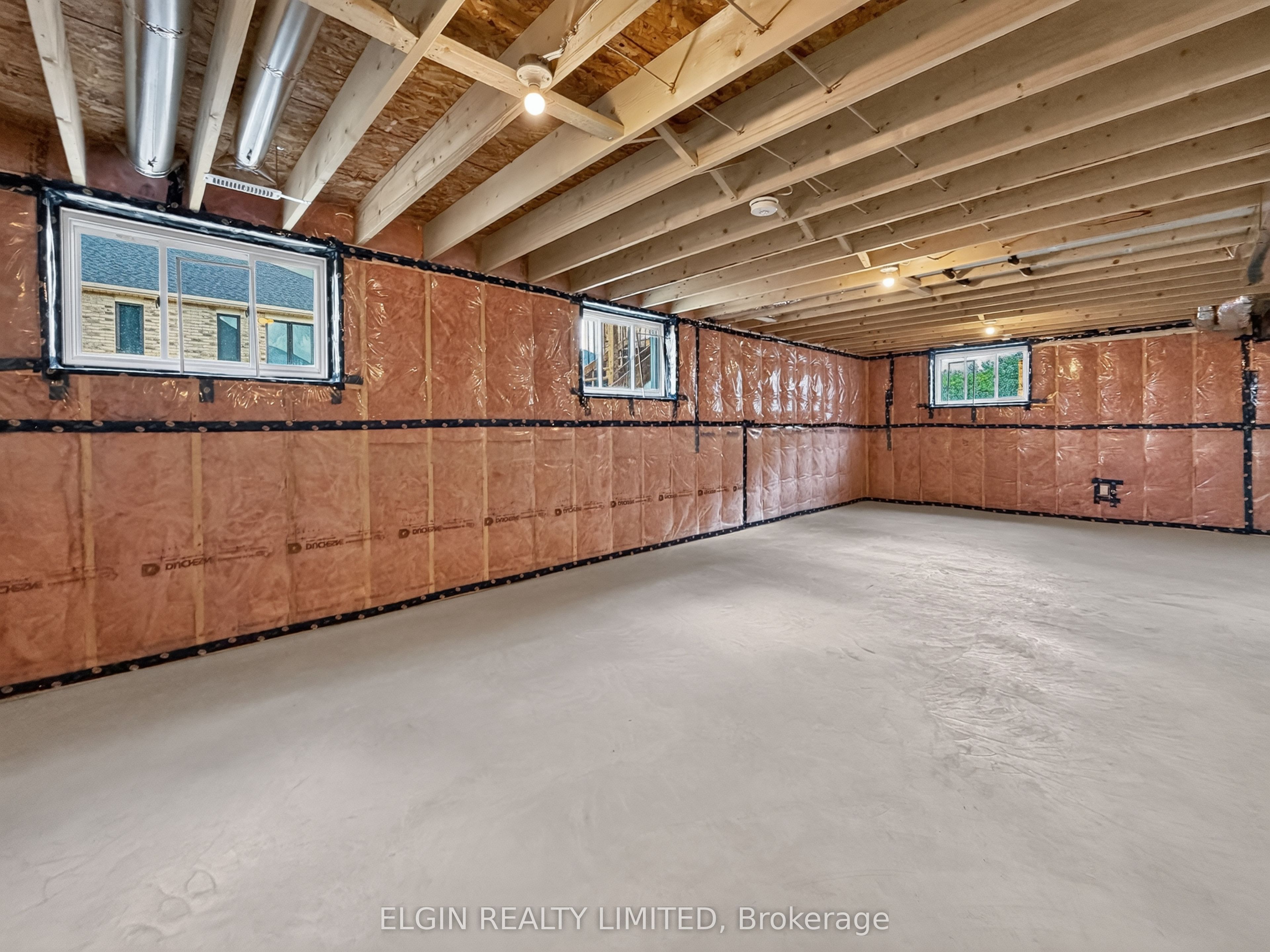 4 Thomas Court Property Photo 23