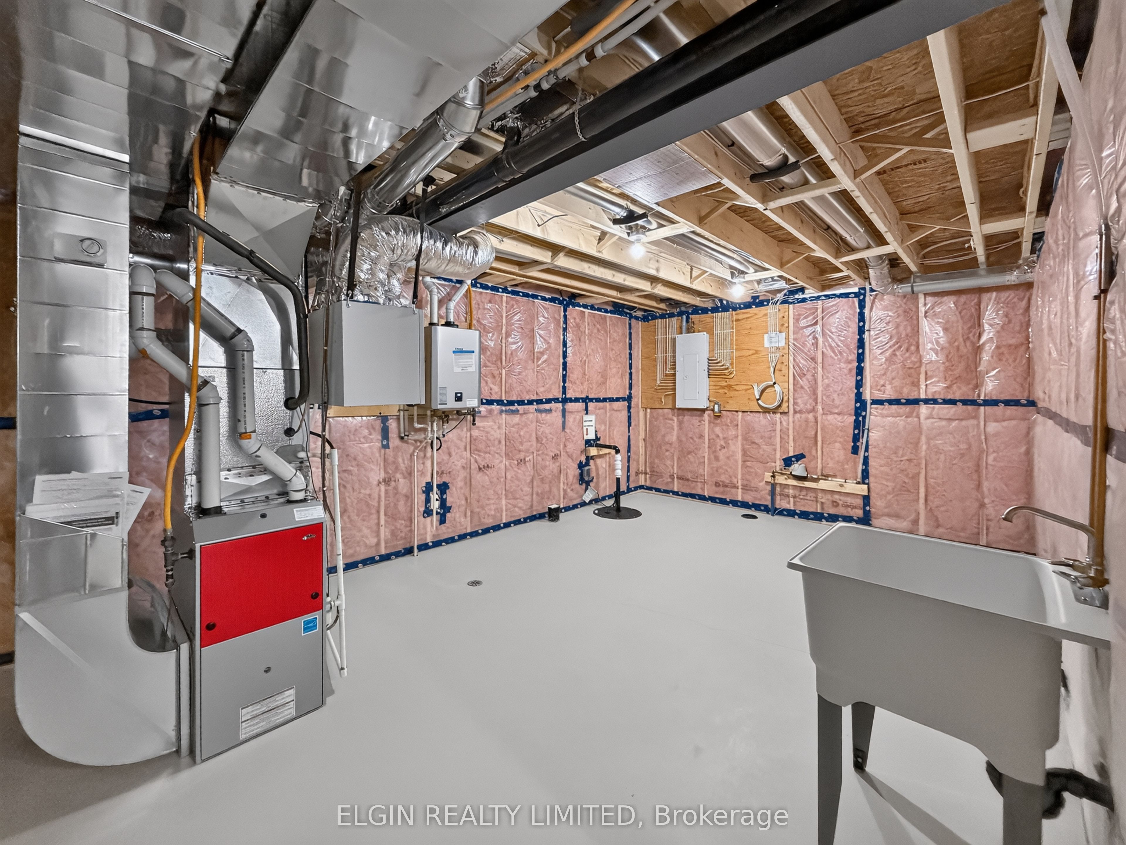 8 Thomas Court Property Photo 29
