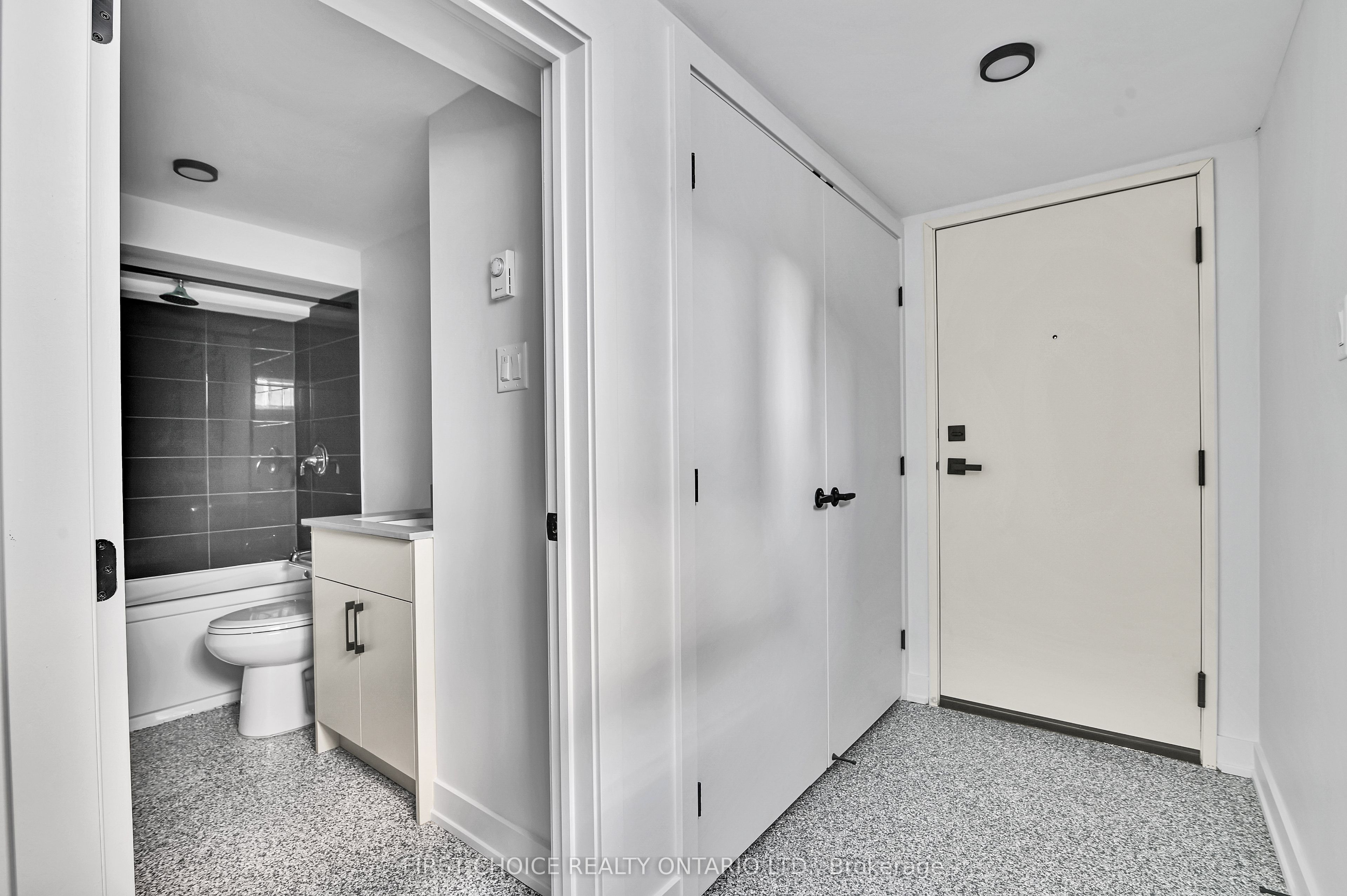 972 Dynes Road 2 Property Photo 13