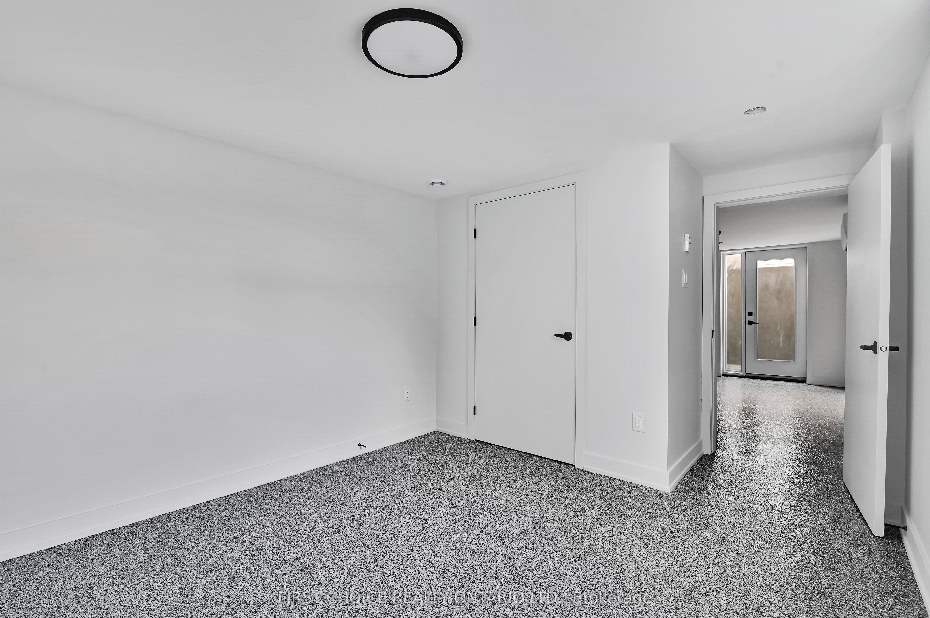 972 Dynes Road 2 Property Photo 19