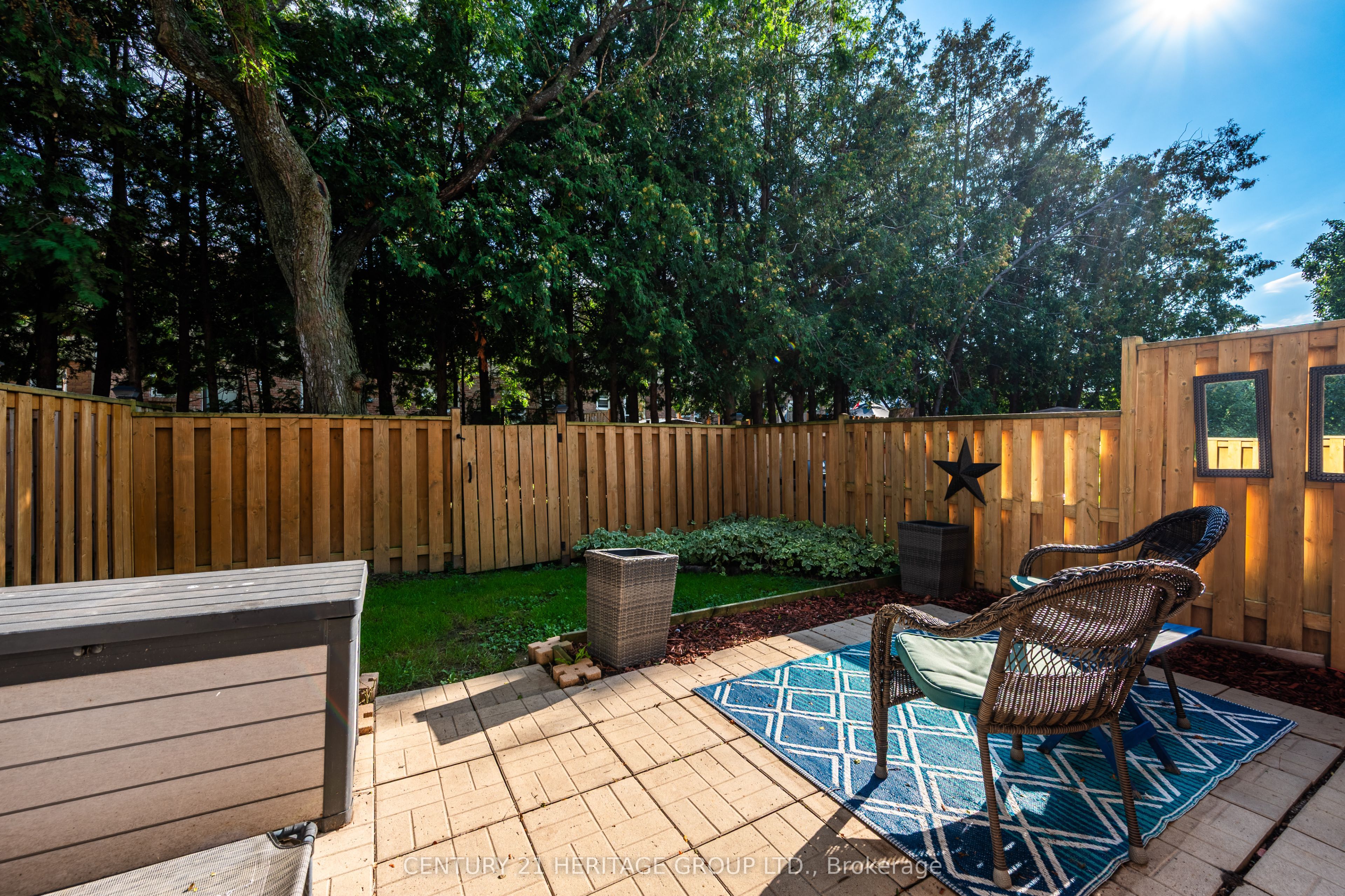 173 Rosemund Crescent Property Photo 4