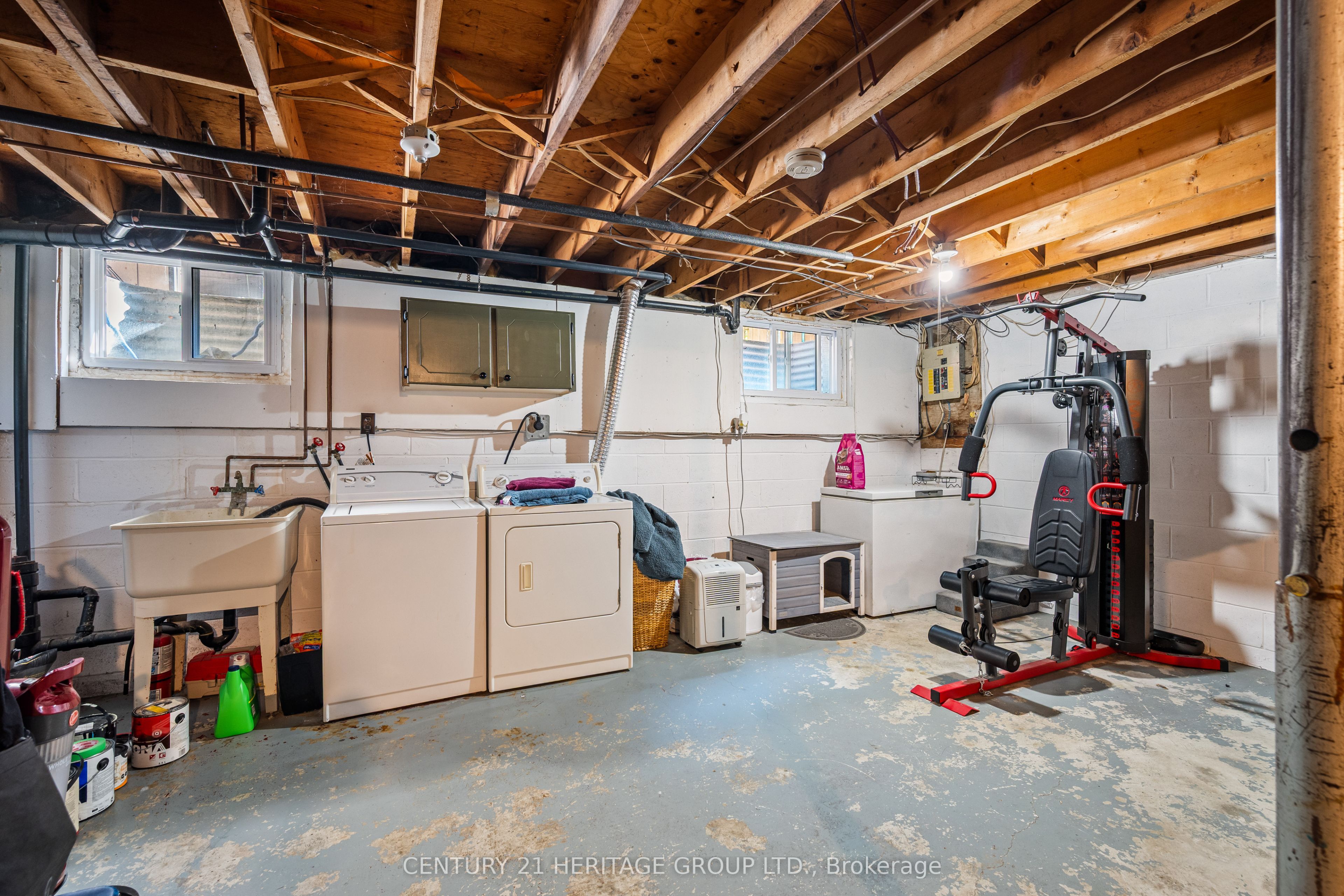 173 Rosemund Crescent Property Photo 25
