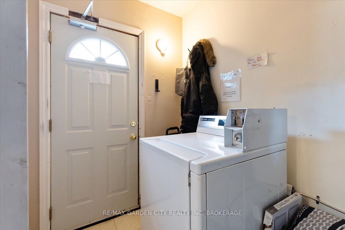 43 York Street Property Photo 33