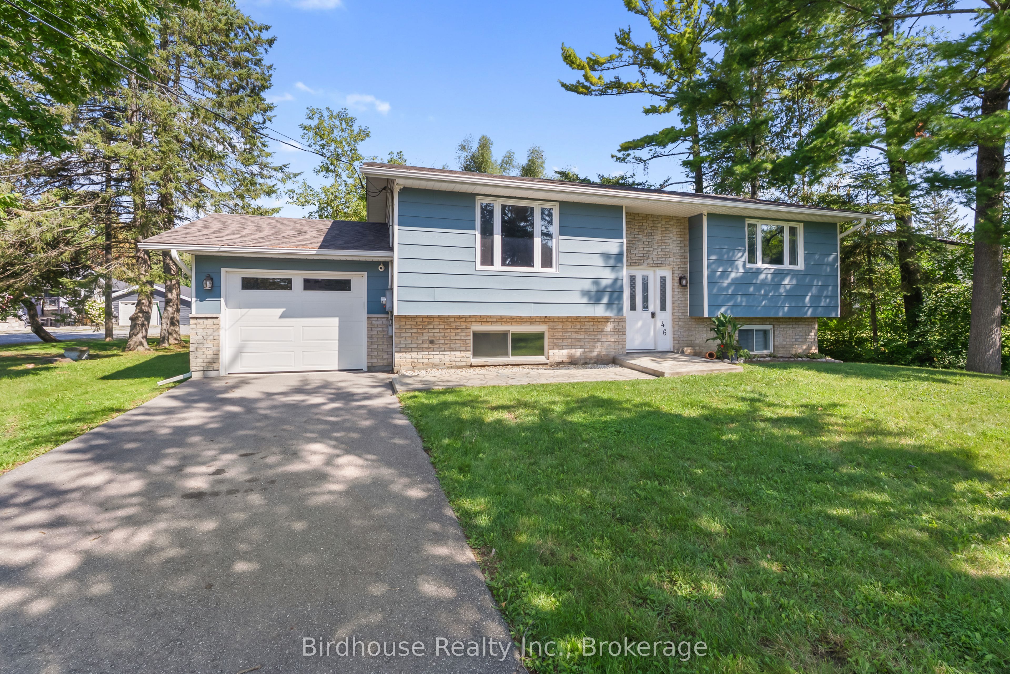 46 Riverside Drive Property Photo 3