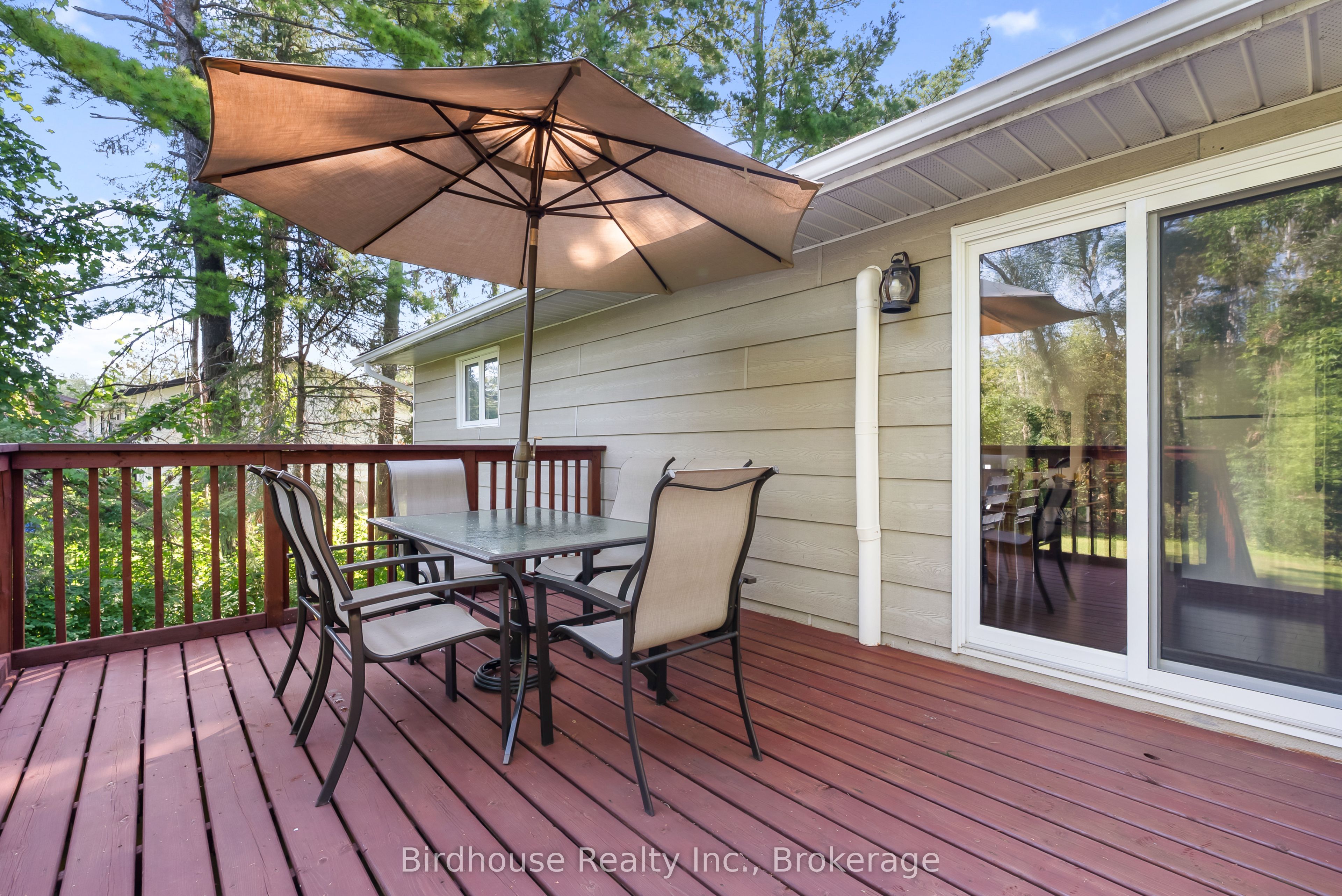 46 Riverside Drive Property Photo 15