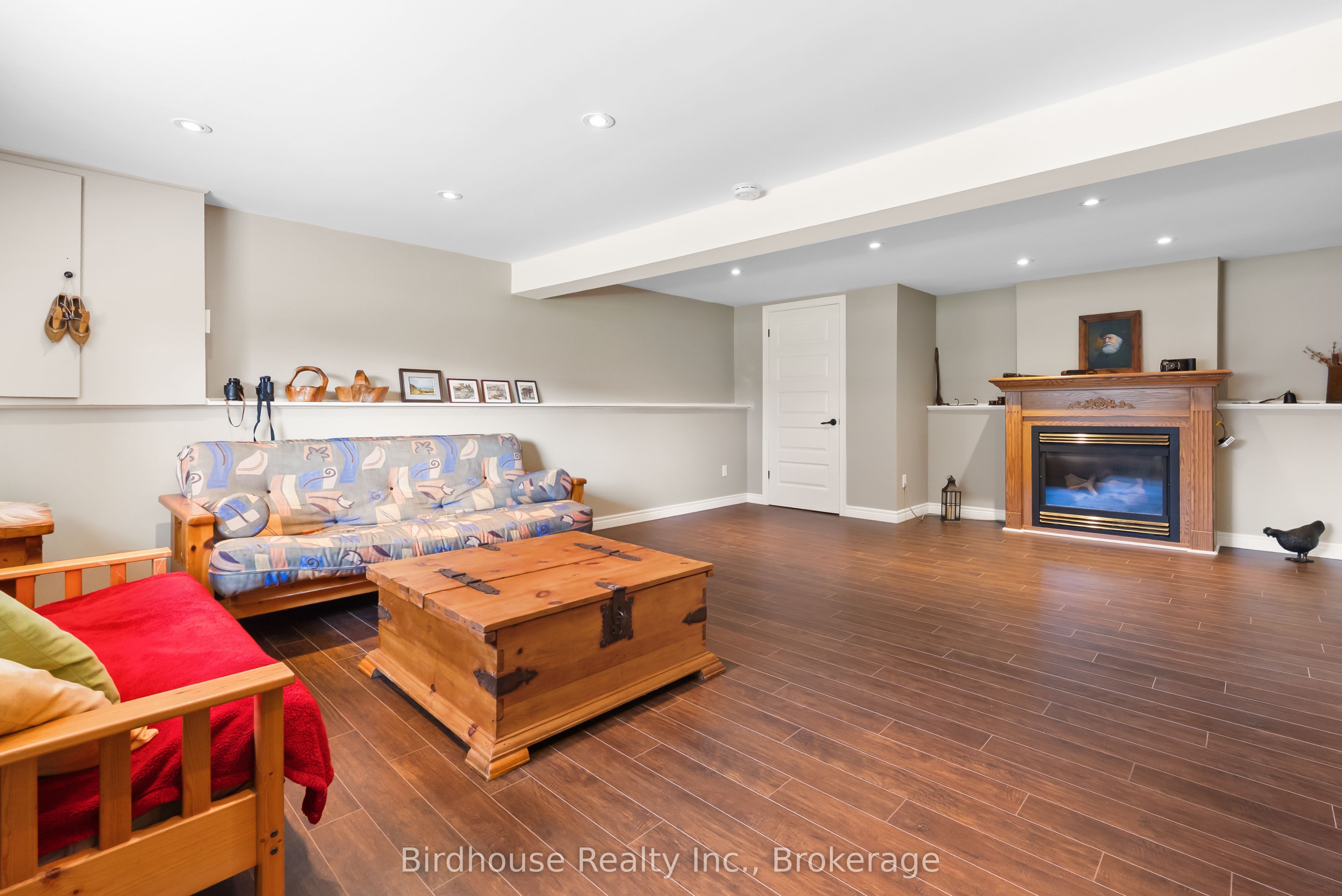 46 Riverside Drive Property Photo 23