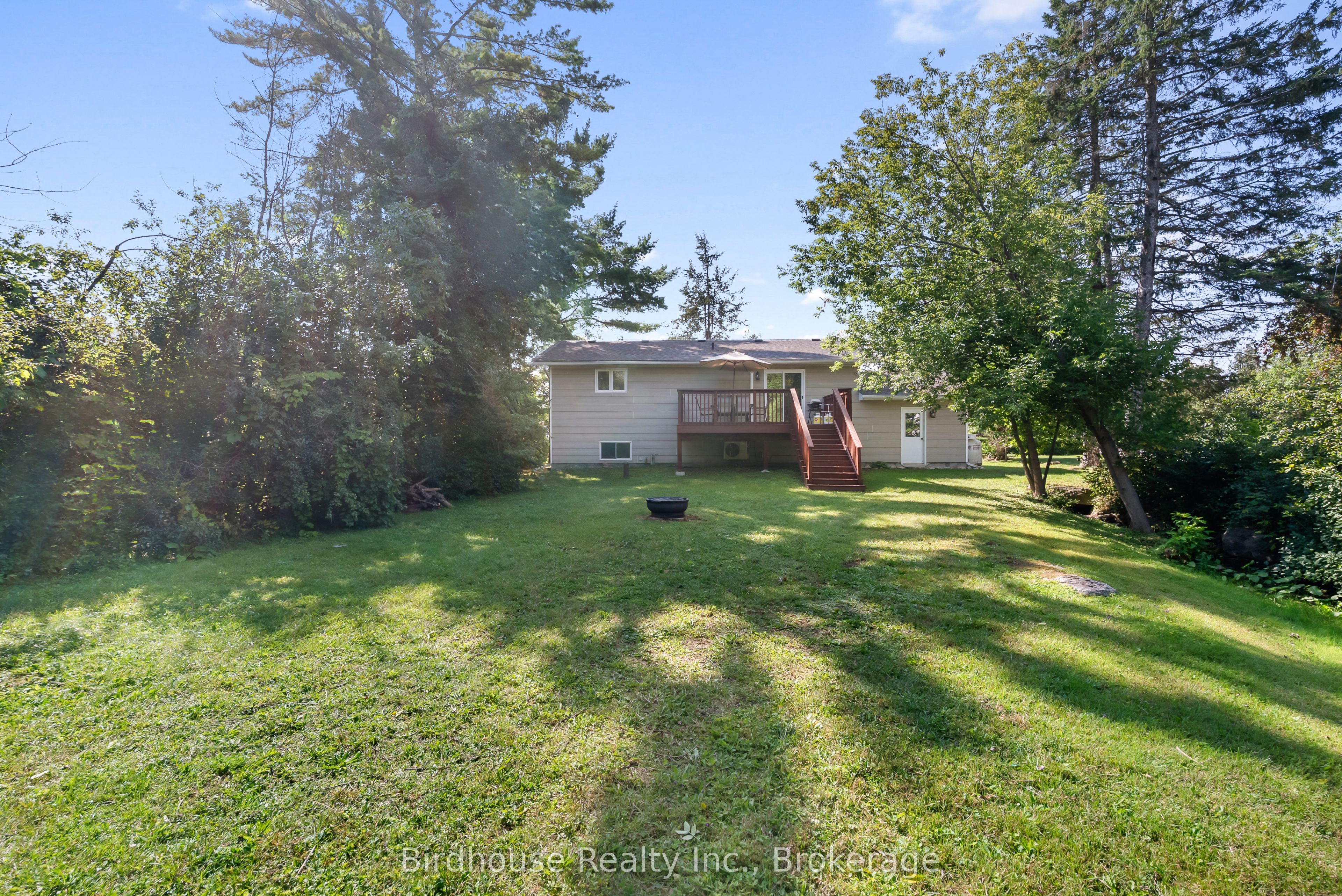 46 Riverside Drive Property Photo 30