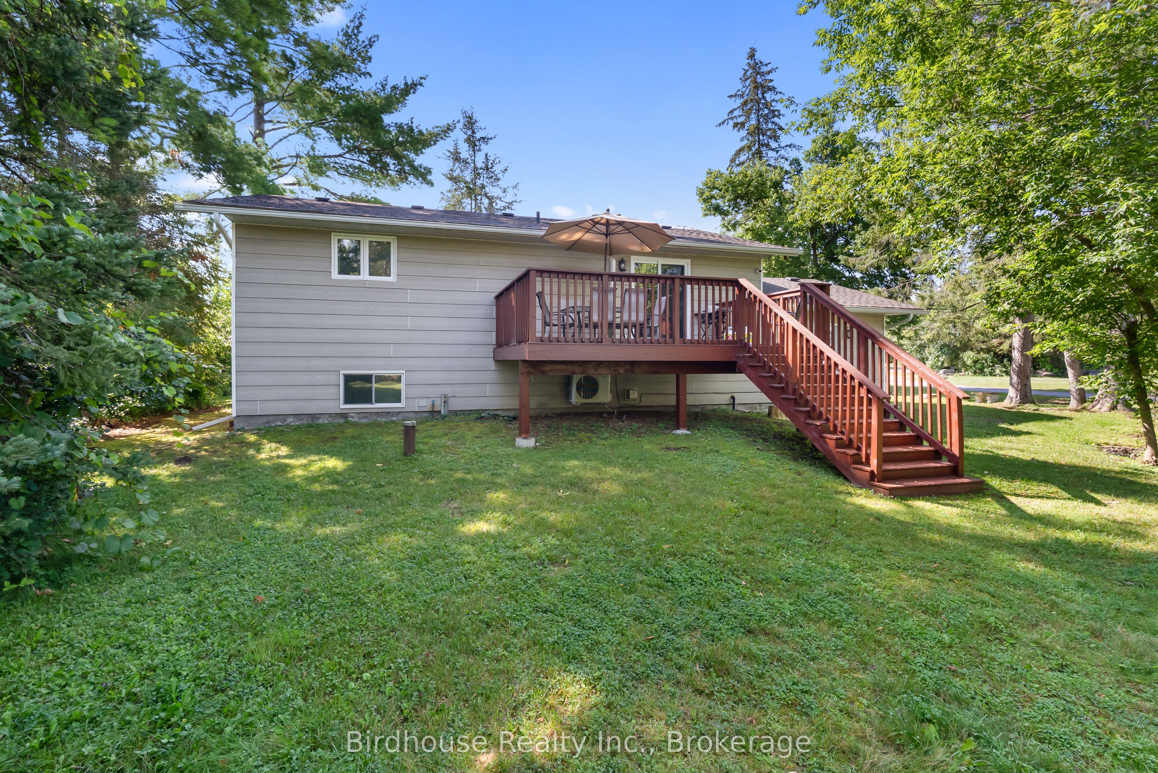 46 Riverside Drive Property Photo 32