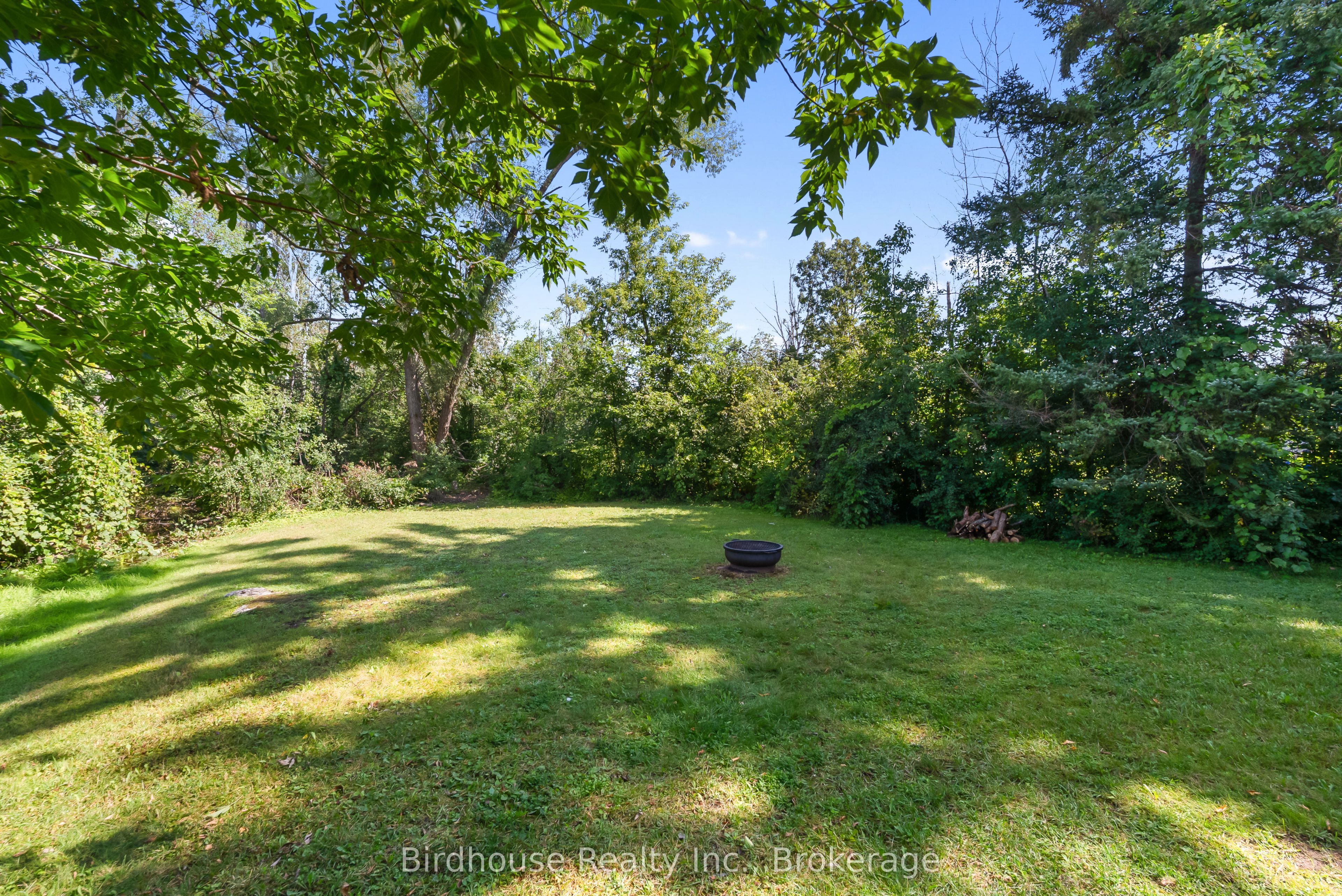 46 Riverside Drive Property Photo 33