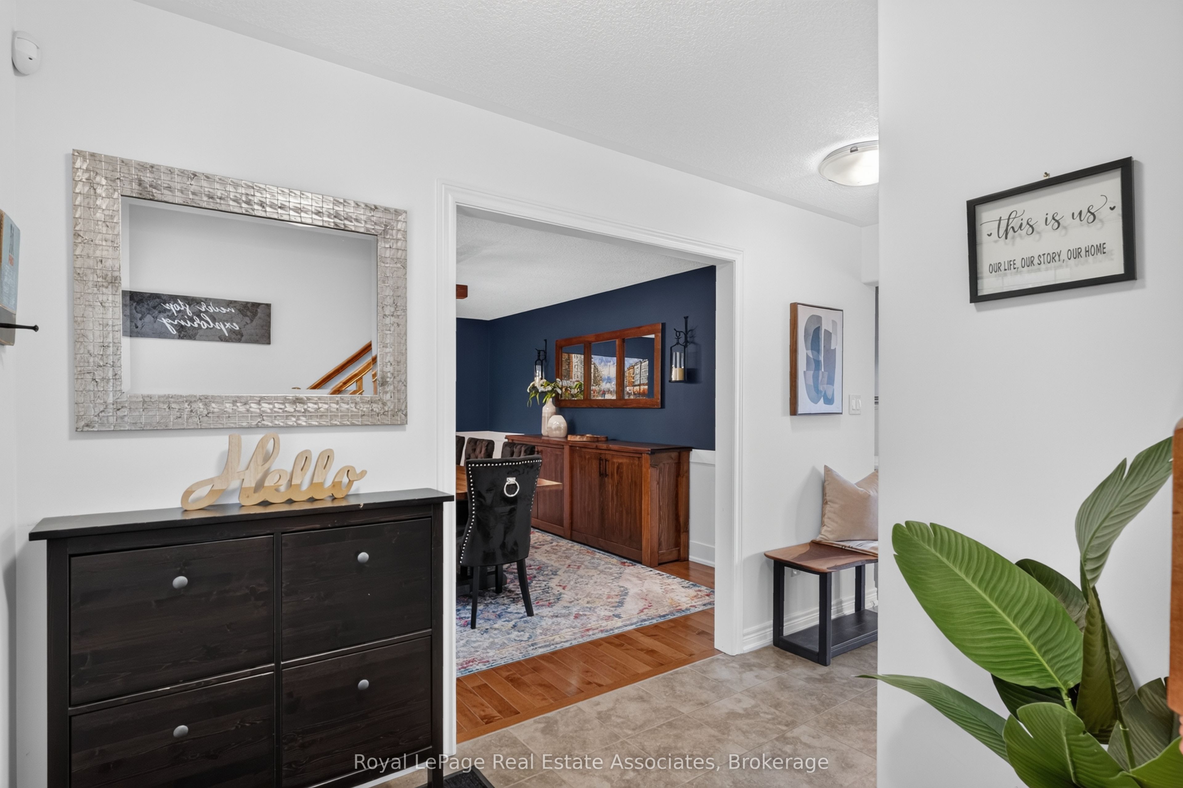 5767 Tenth Line Property Photo 6