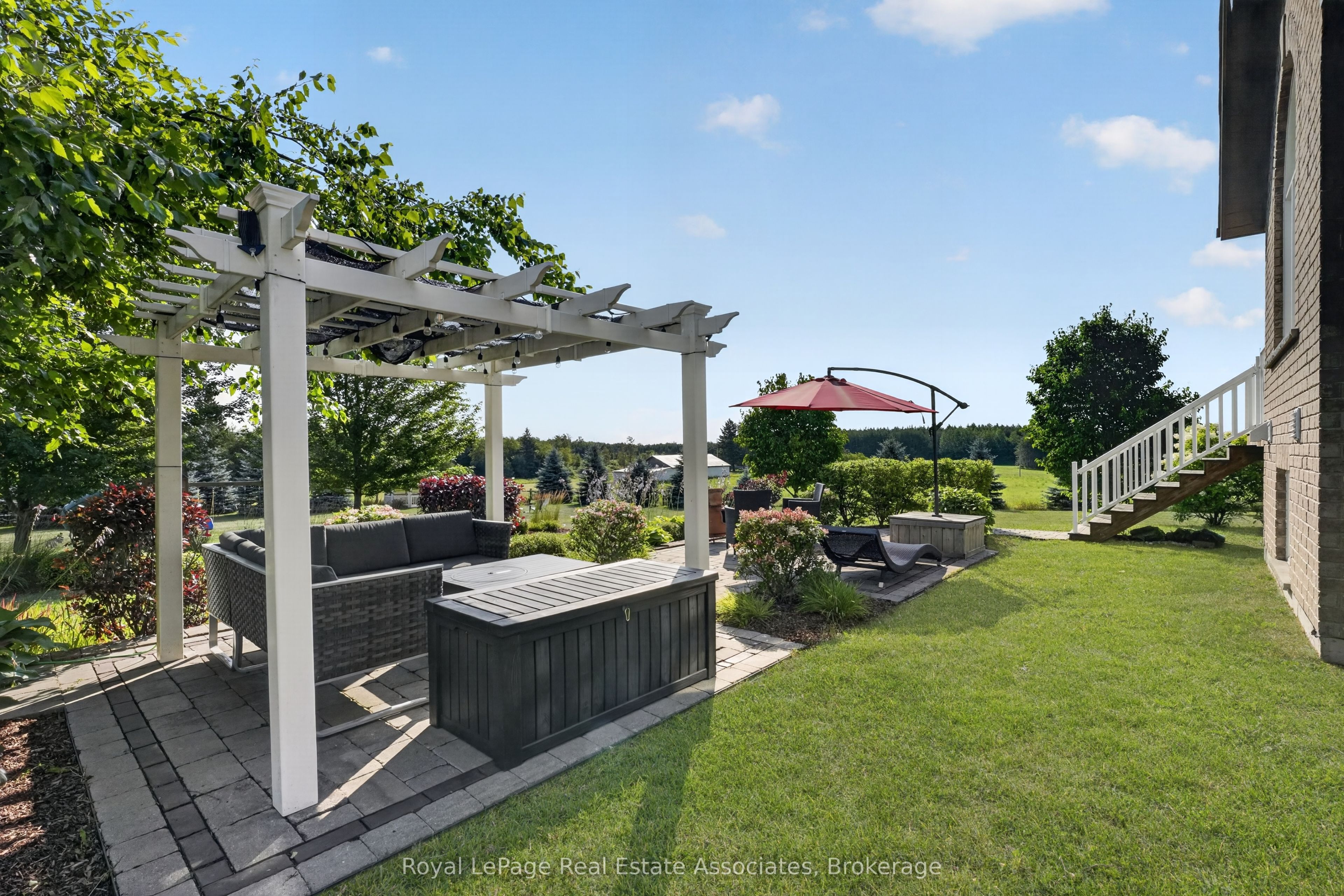 5767 Tenth Line Property Photo 48
