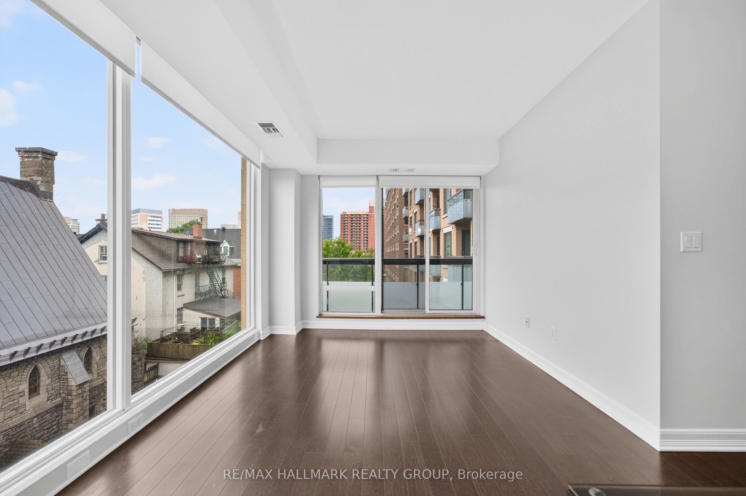 238 Besserer Street 517 Property Photo 12