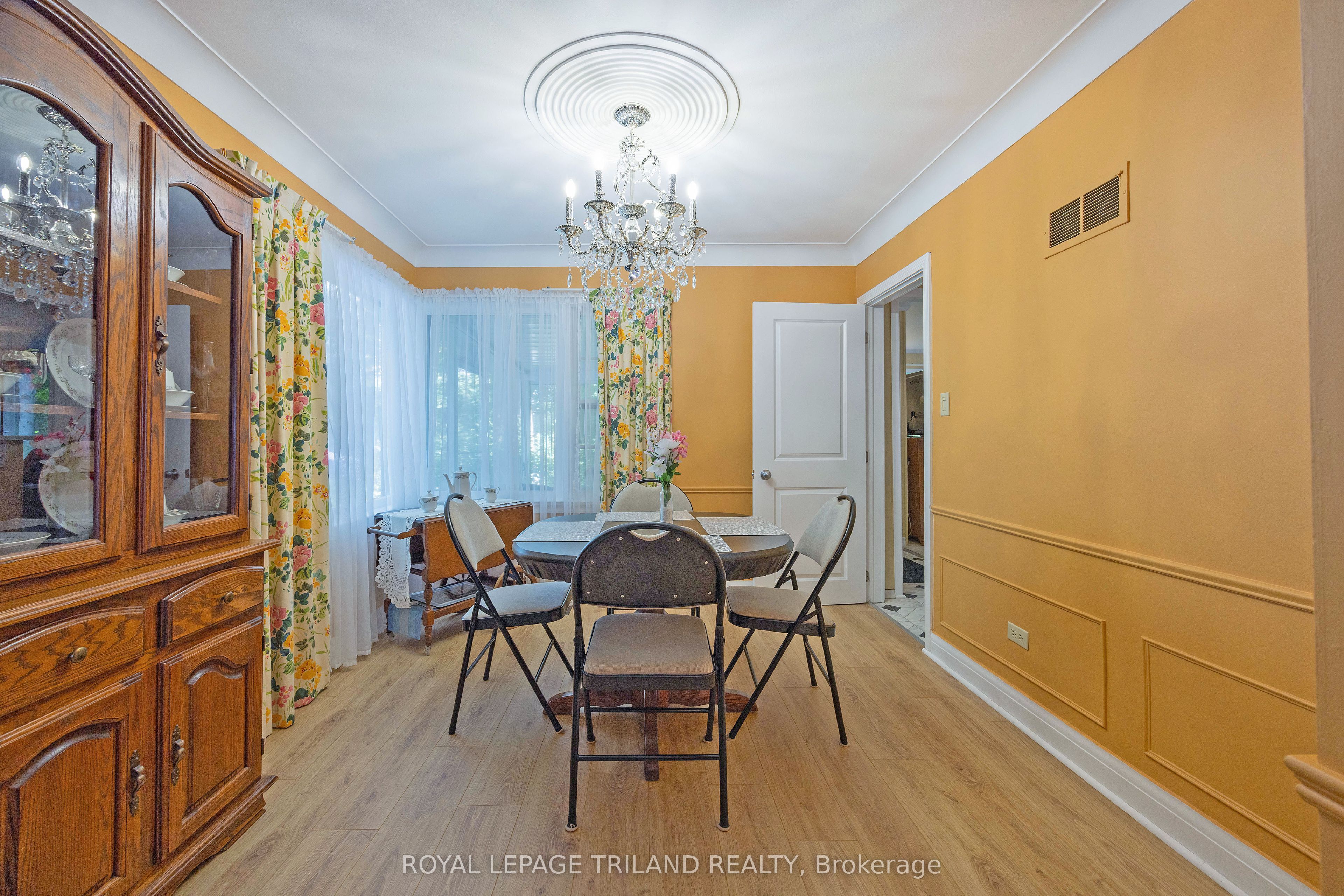 10 Regent Street Property Photo 6
