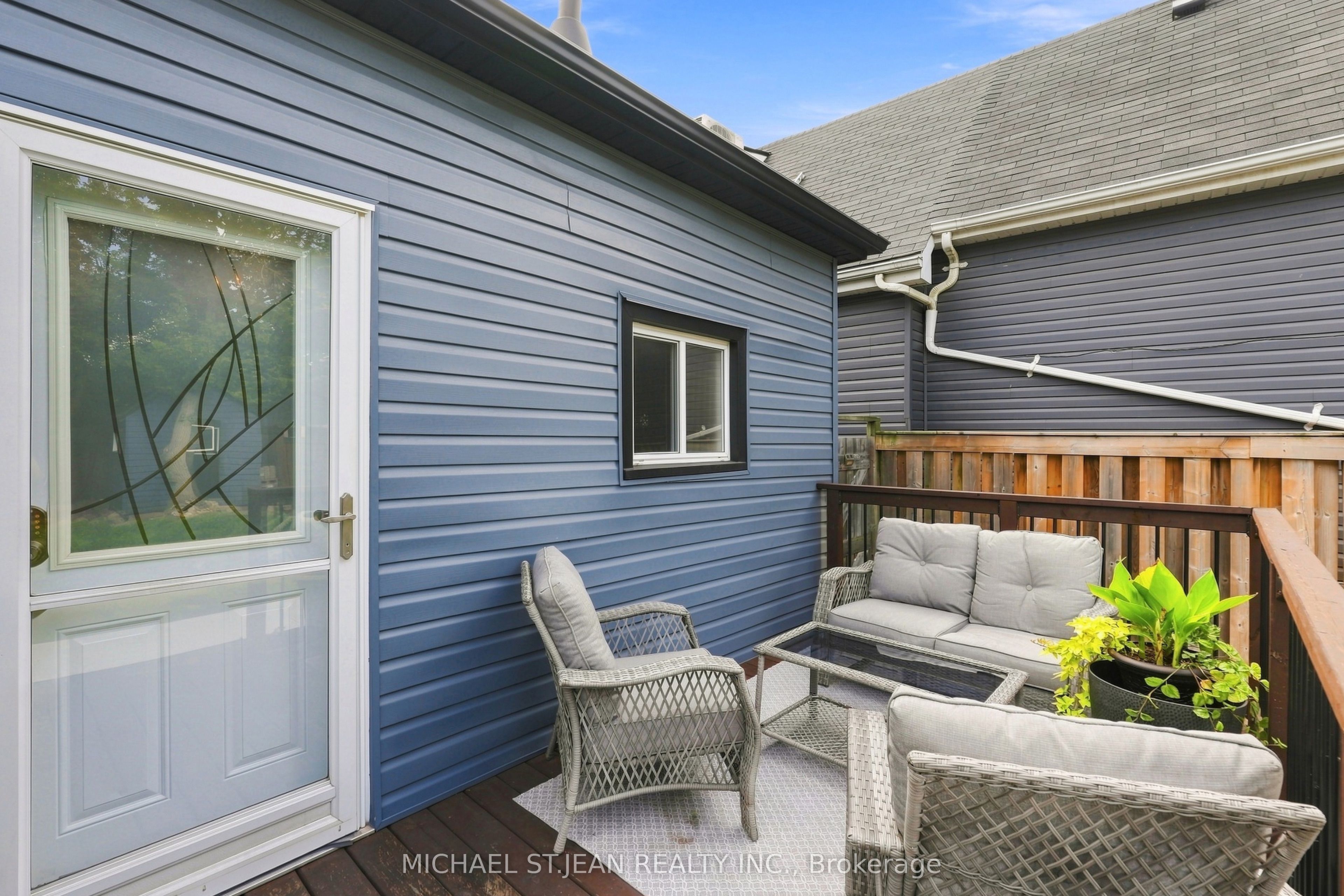 67 Robins Avenue Property Photo 37