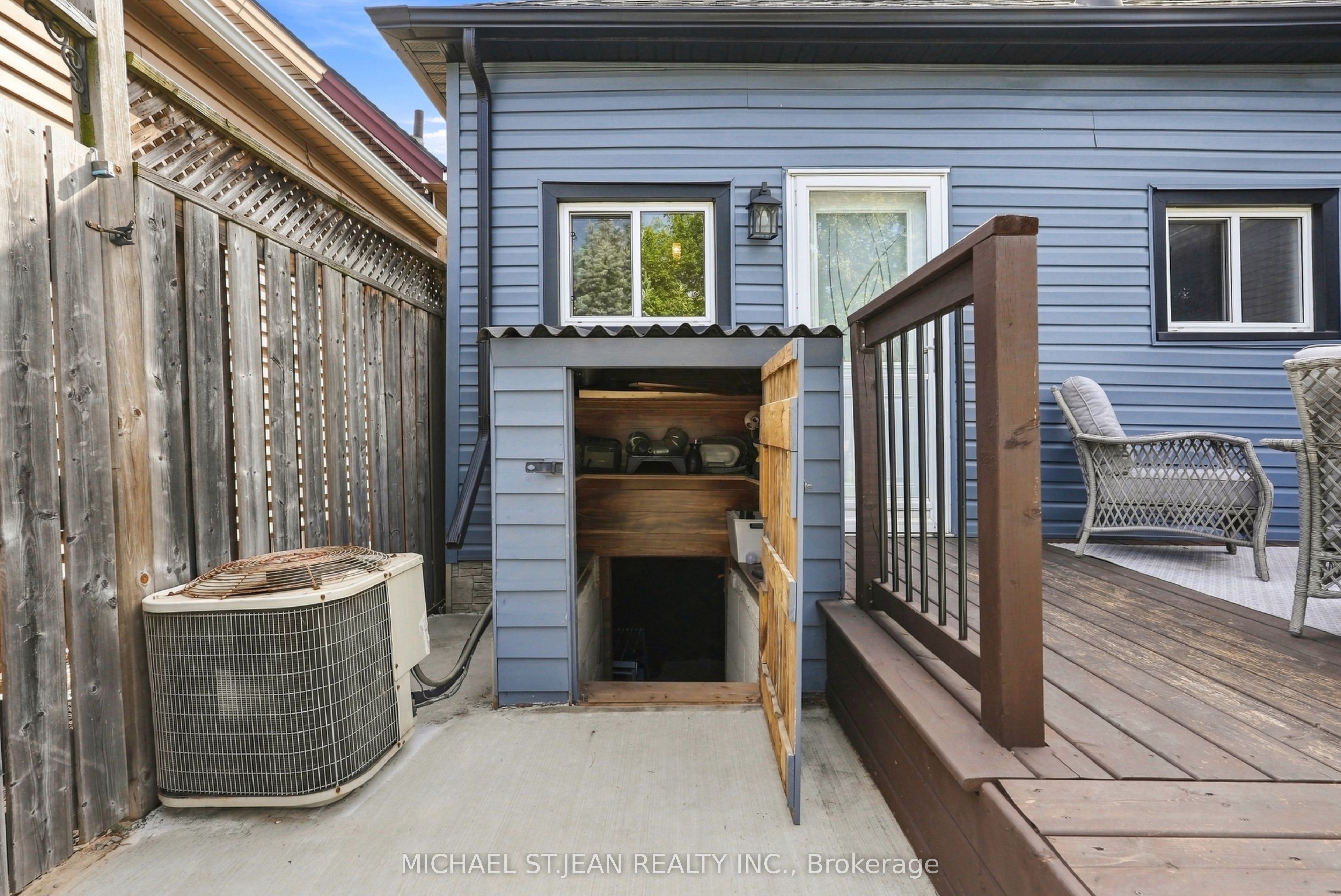 67 Robins Avenue Property Photo 43
