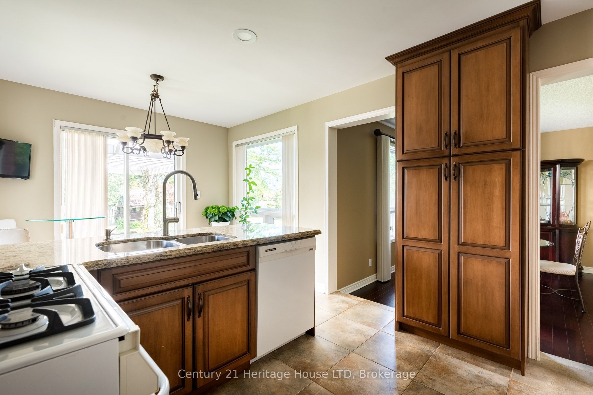 52 Farris Avenue Property Photo 12