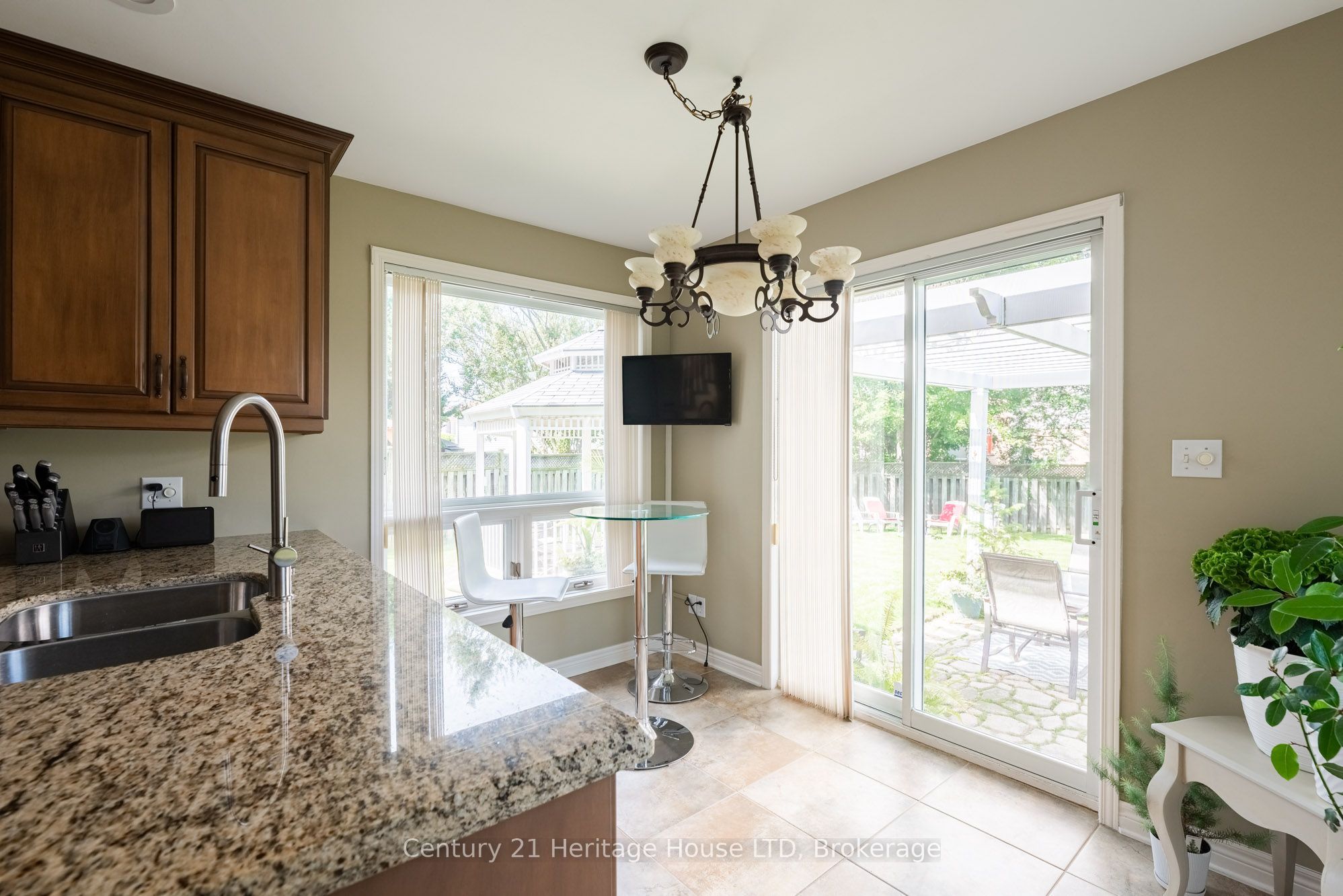 52 Farris Avenue Property Photo 14