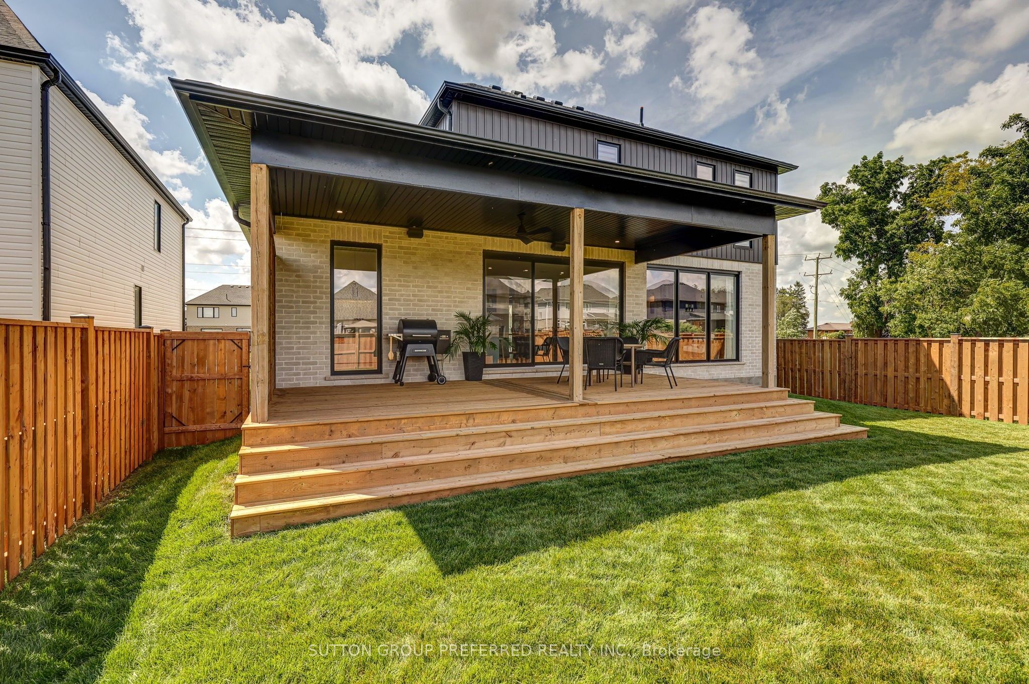 154910 15th Line Property Photo 6