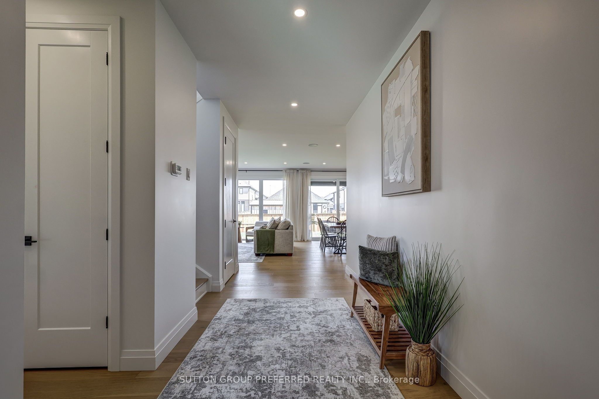 154910 15th Line Property Photo 11