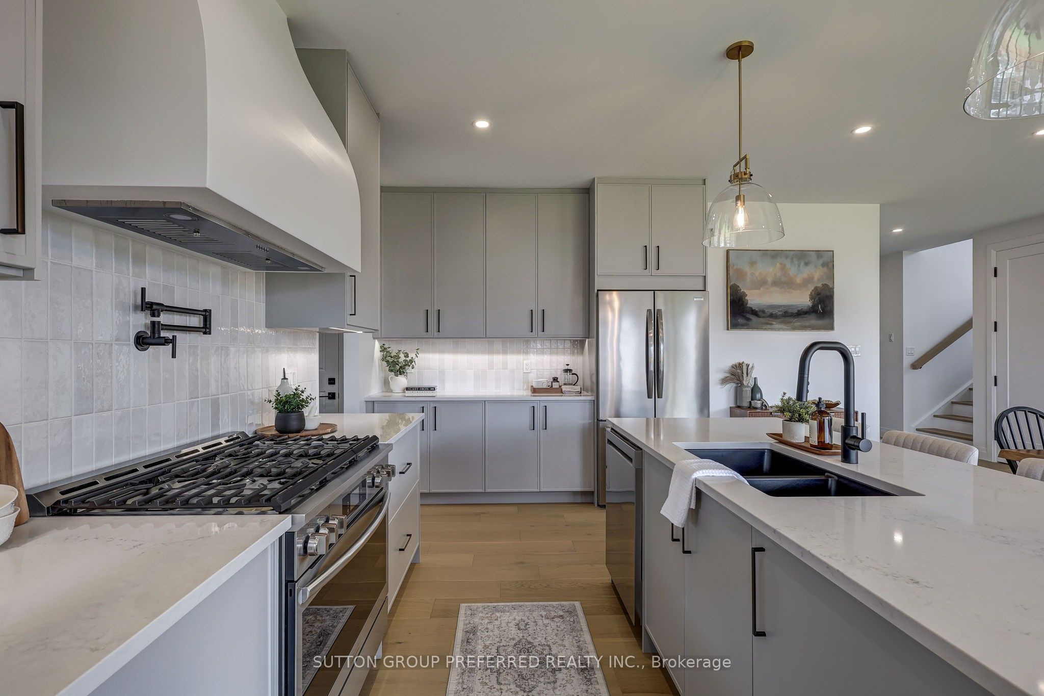 154910 15th Line Property Photo 19