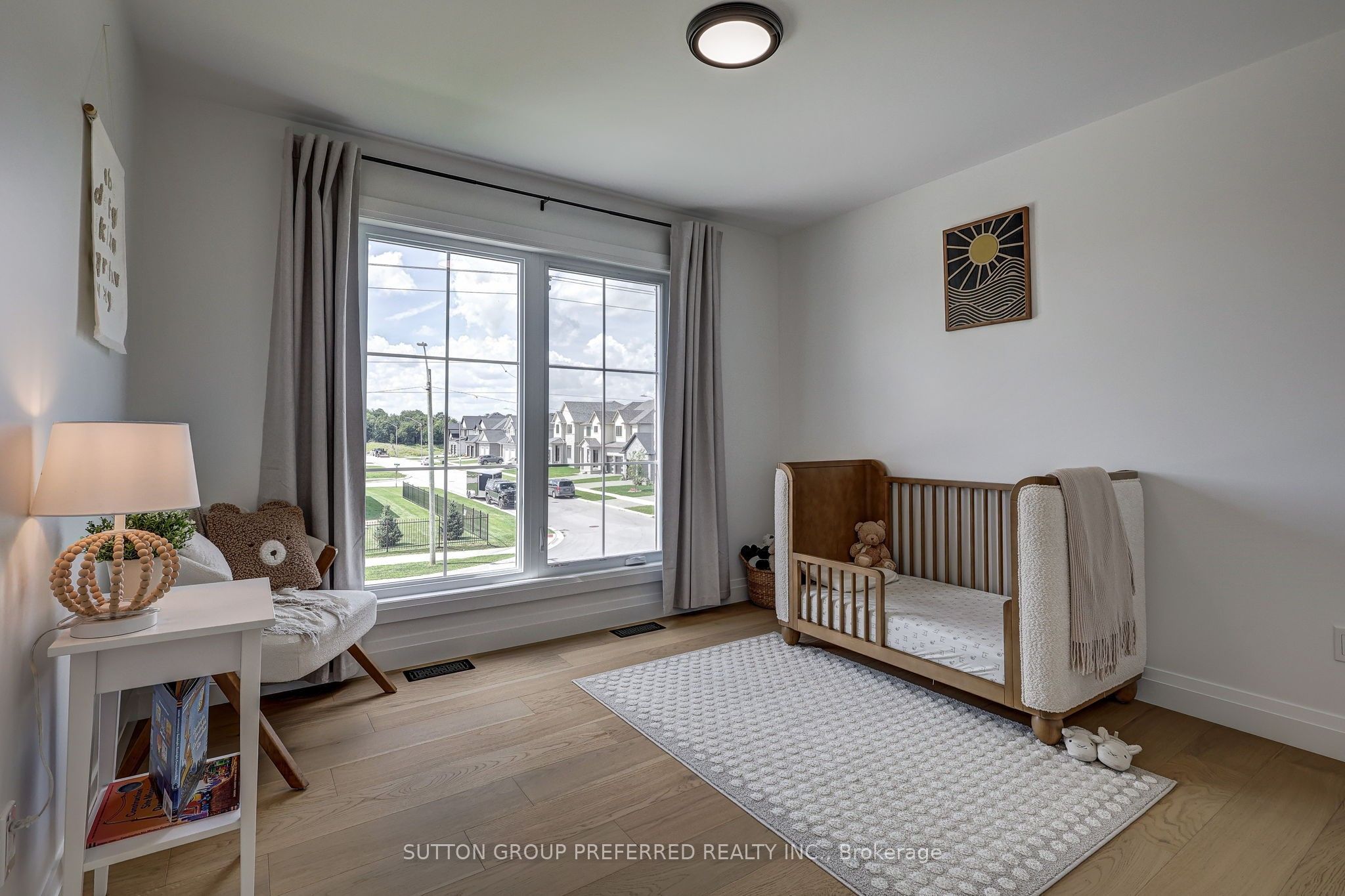 154910 15th Line Property Photo 27