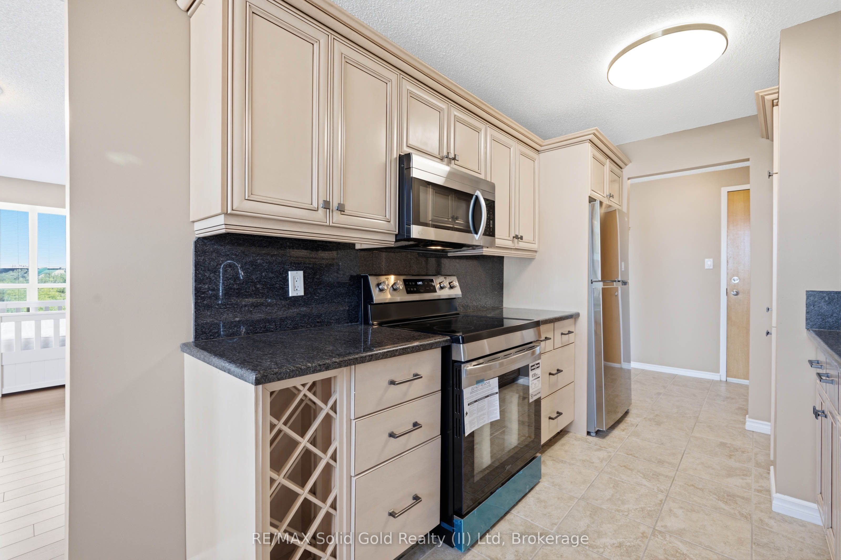 55 Blue Springs Drive 611 Property Photo 10