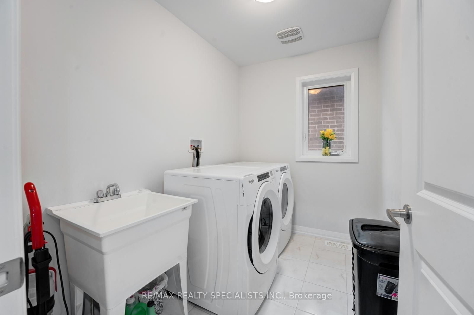 908 Sobeski Avenue Property Photo 37