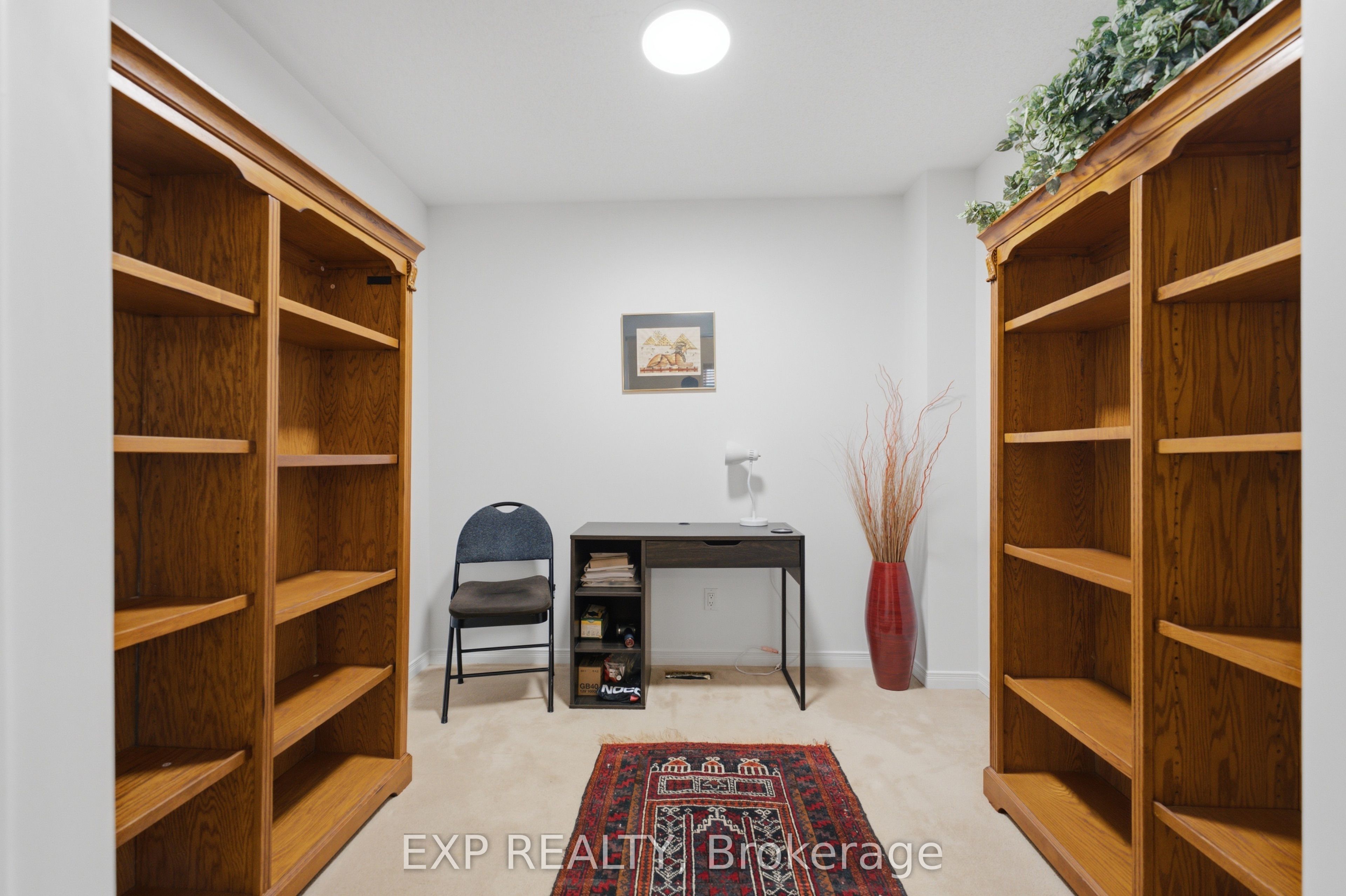 184 Berrigan Drive Property Photo 10