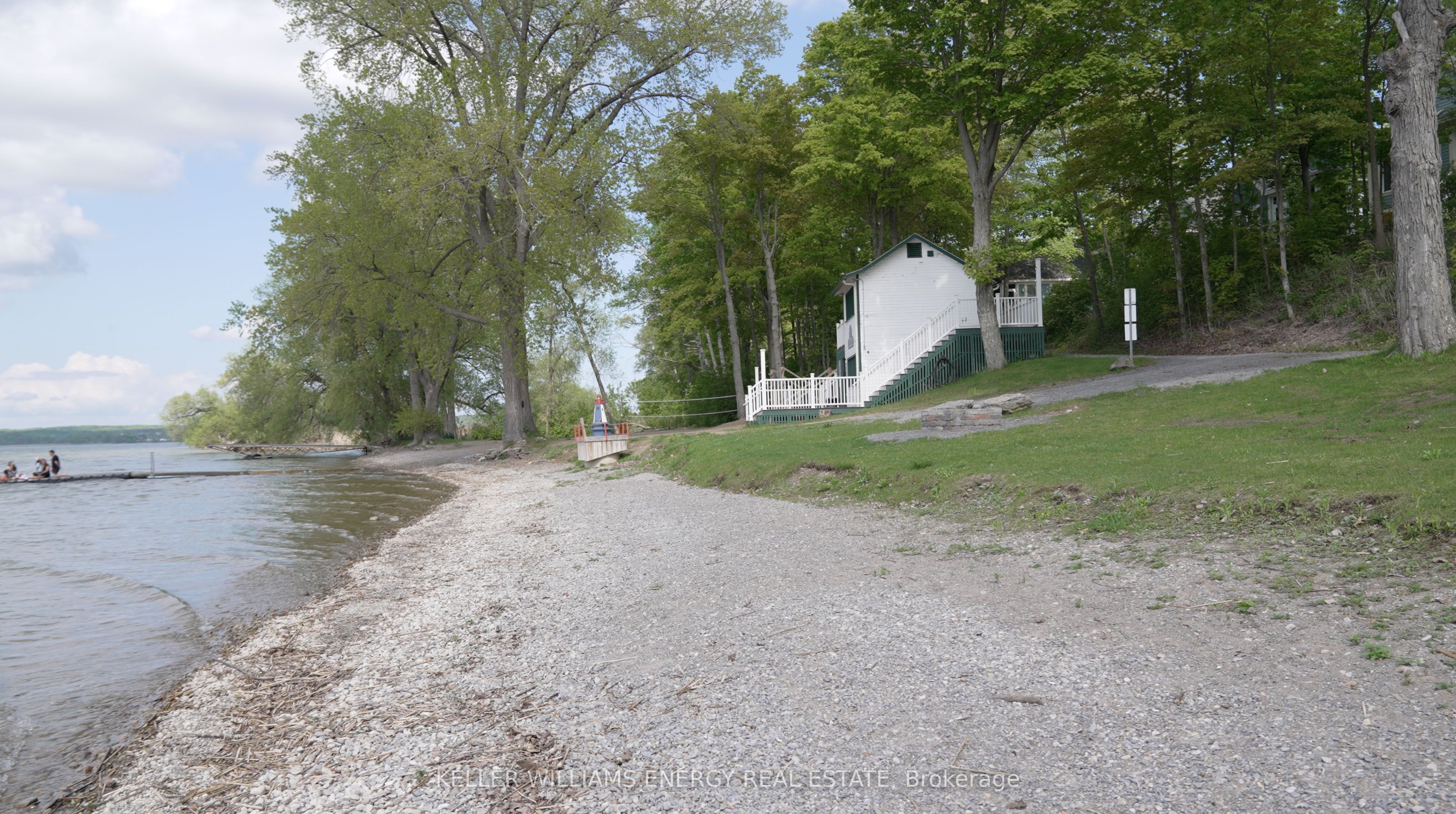 2 Pine Forest Lane Property Photo 17