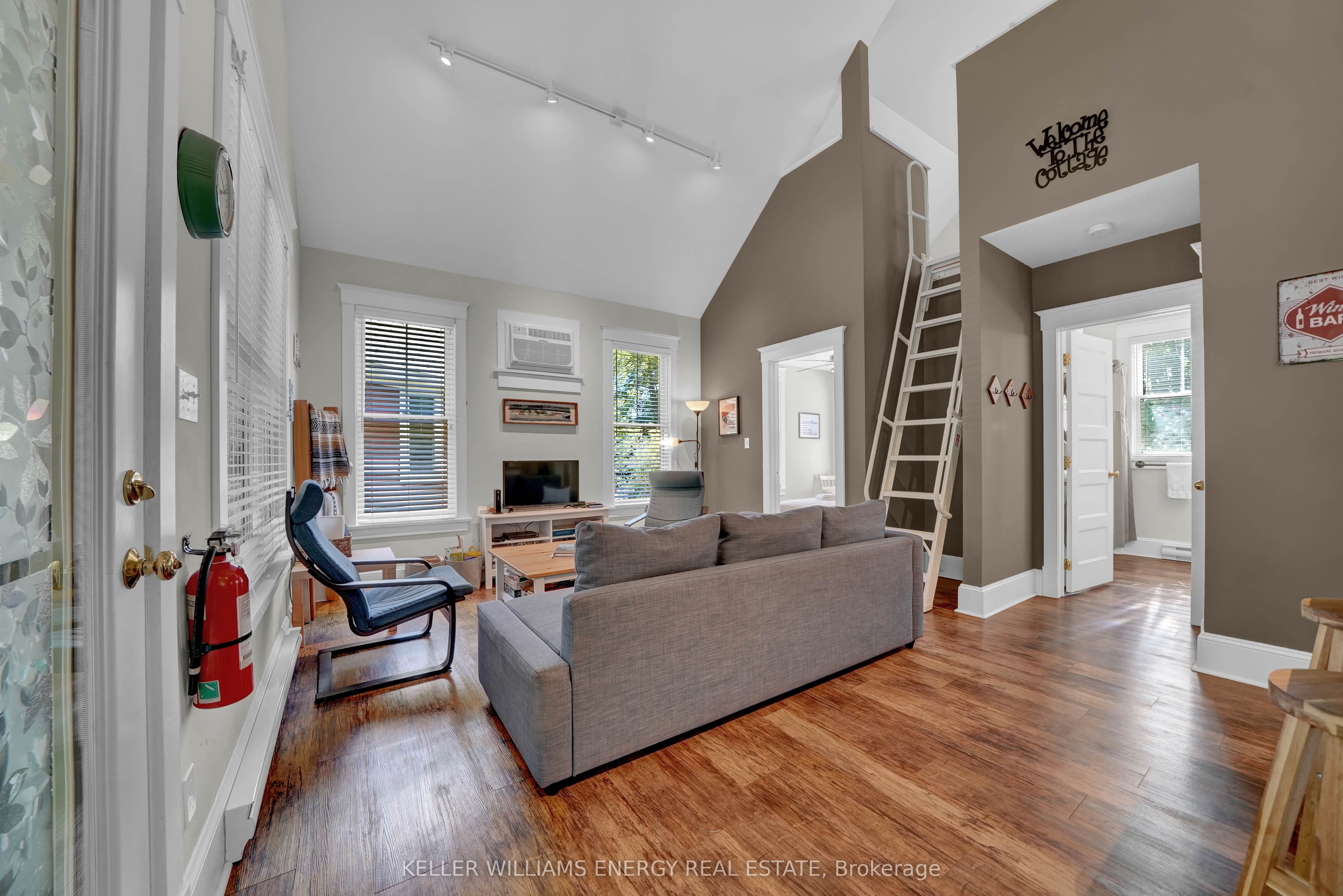 2 Pine Forest Lane Property Photo 25