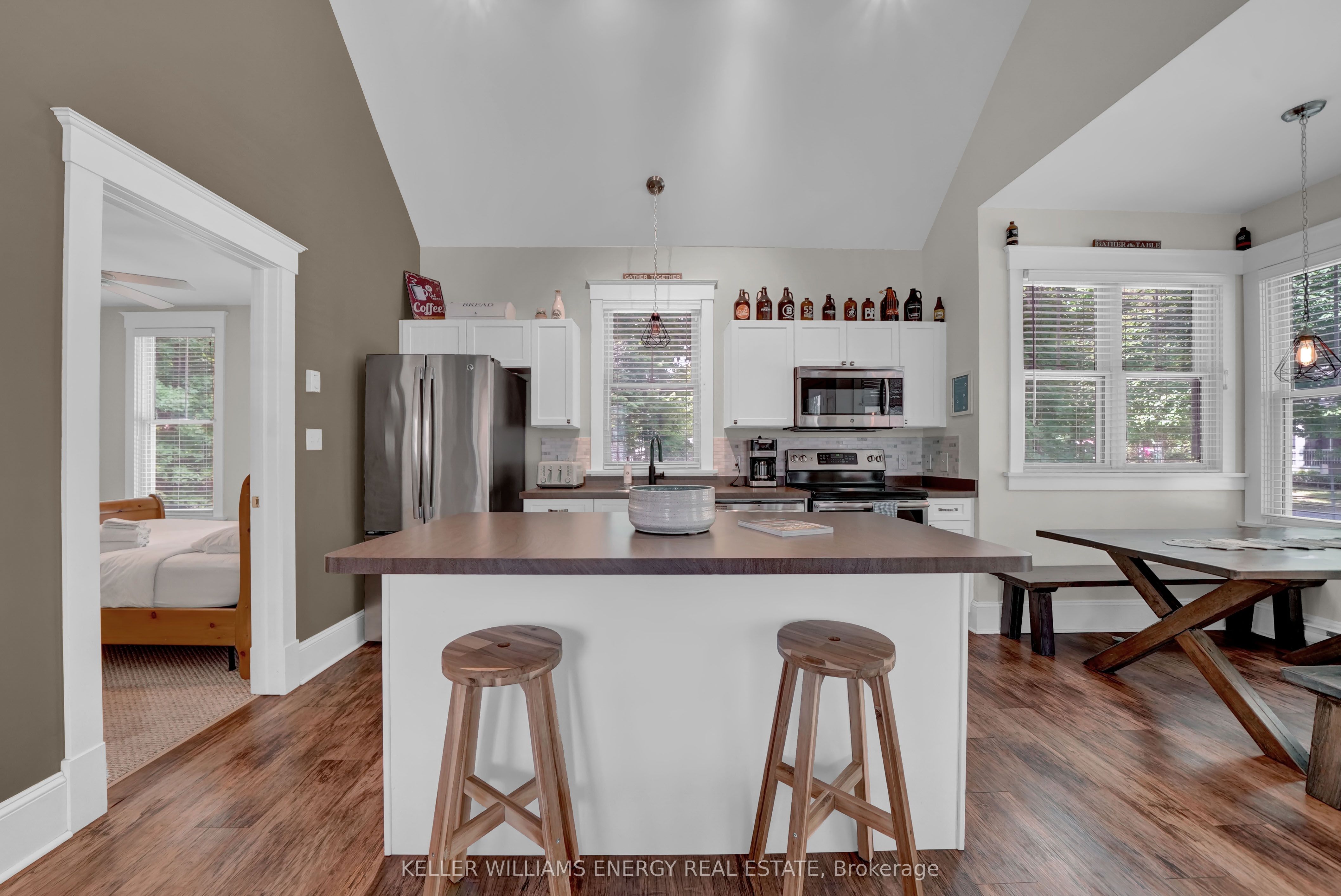 2 Pine Forest Lane Property Photo 30