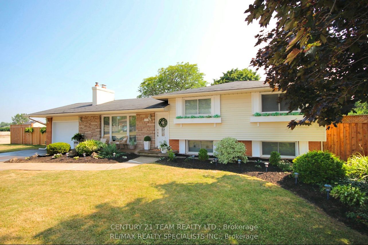 190 Margaret Street Property Photo 1