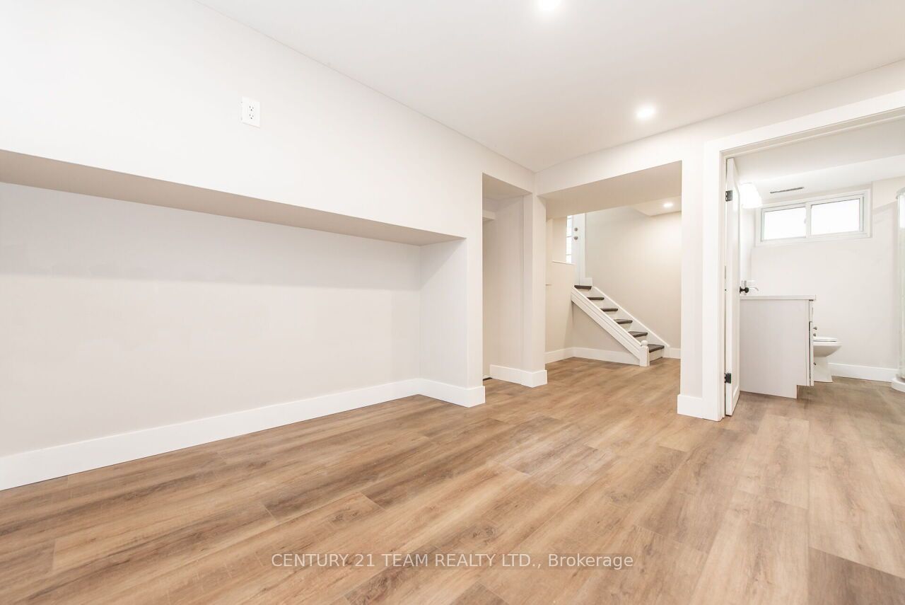 190 Margaret Street Property Photo 25