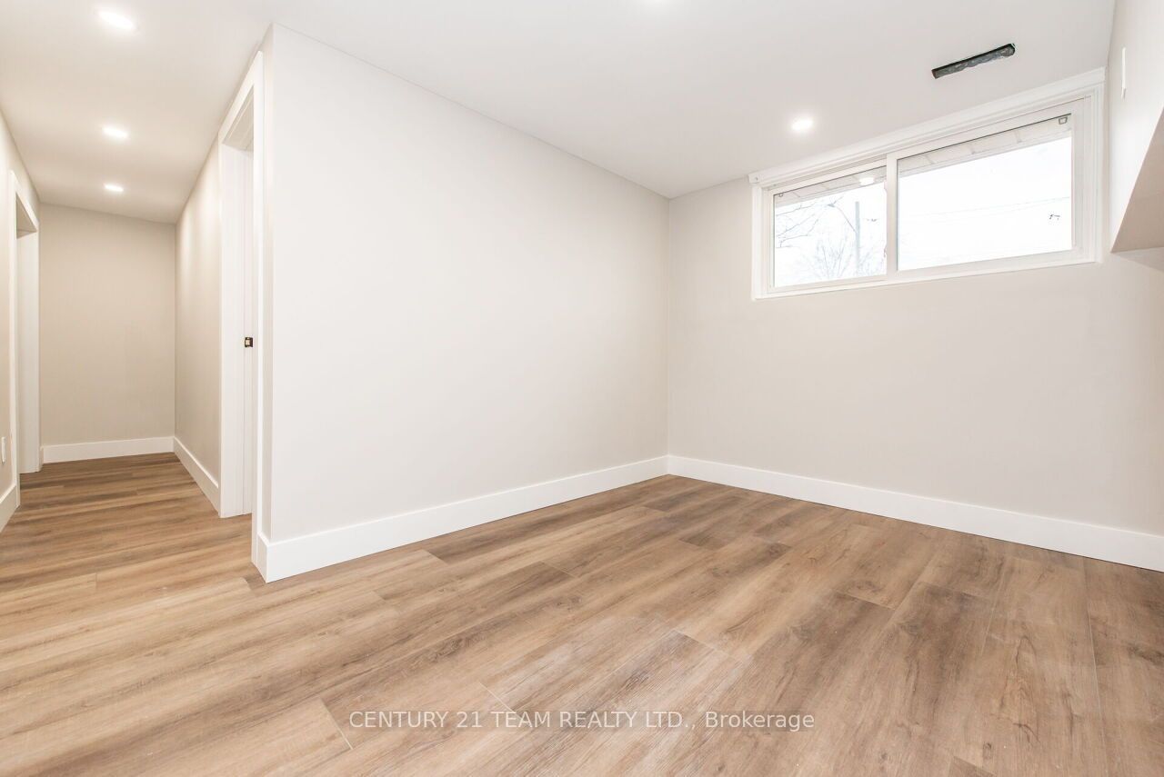 190 Margaret Street Property Photo 26